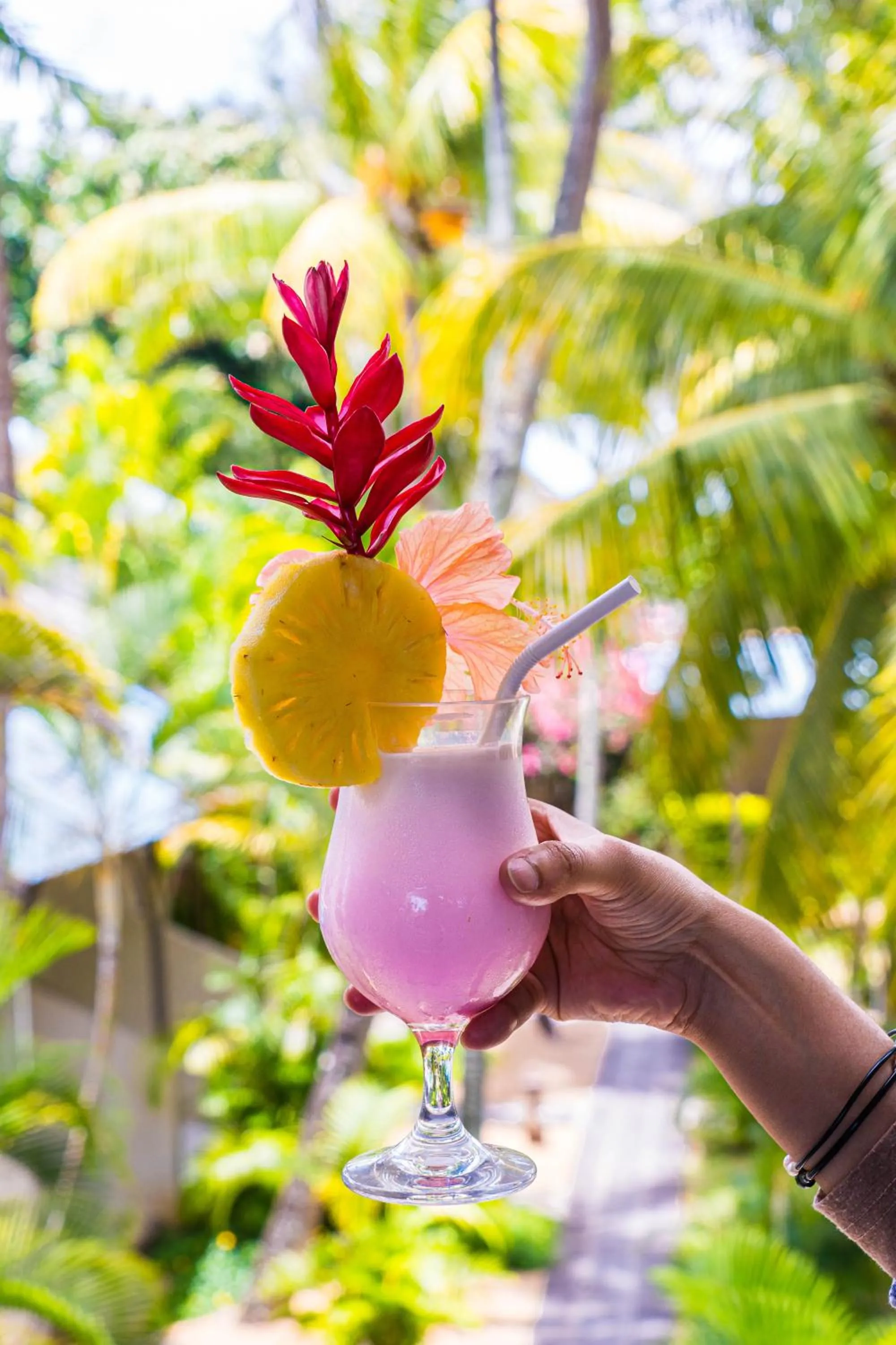 Restaurant/places to eat in Le Grand Bleu Hotel