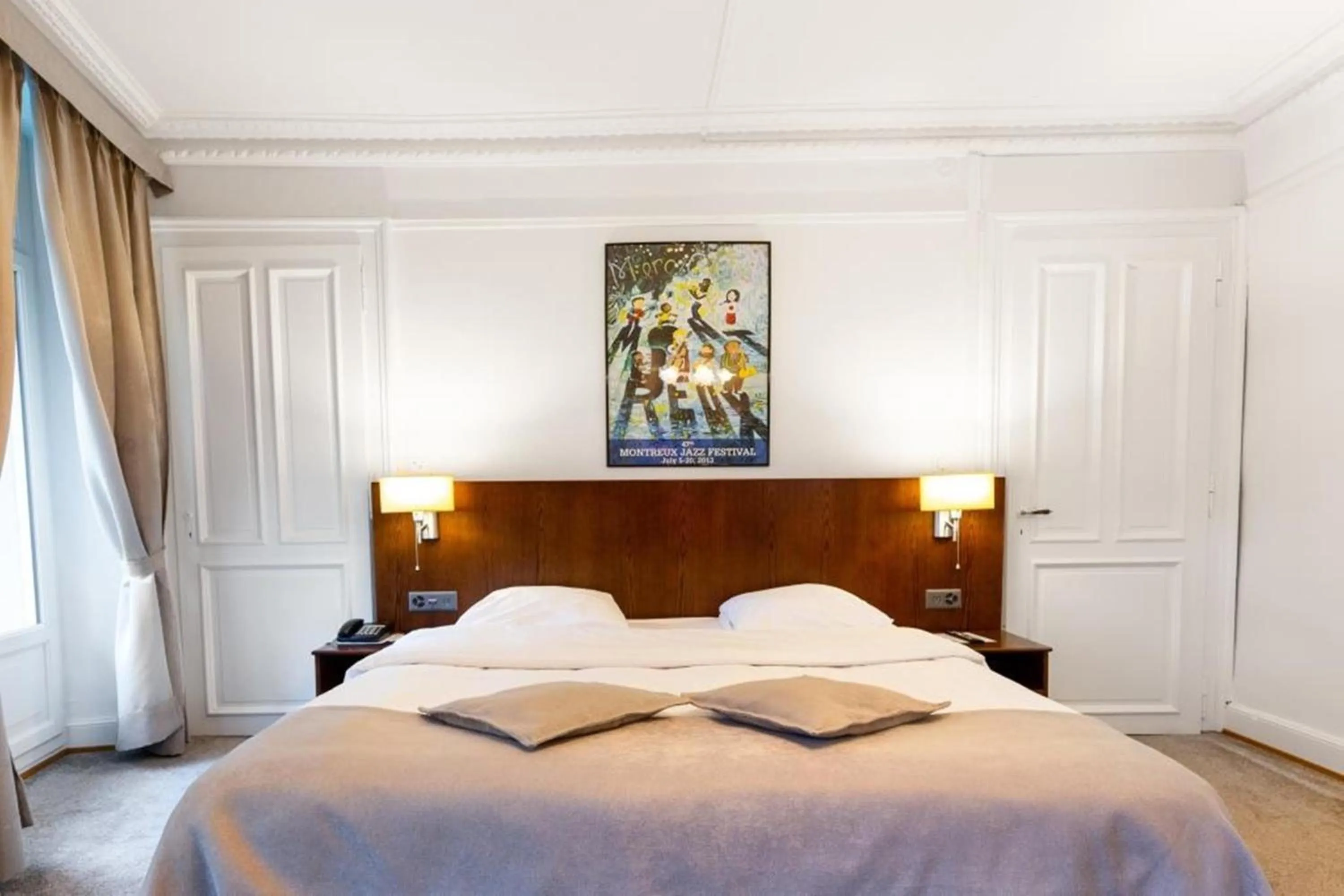 Bedroom, Bed in J5 Hotels Helvetie & La Brasserie