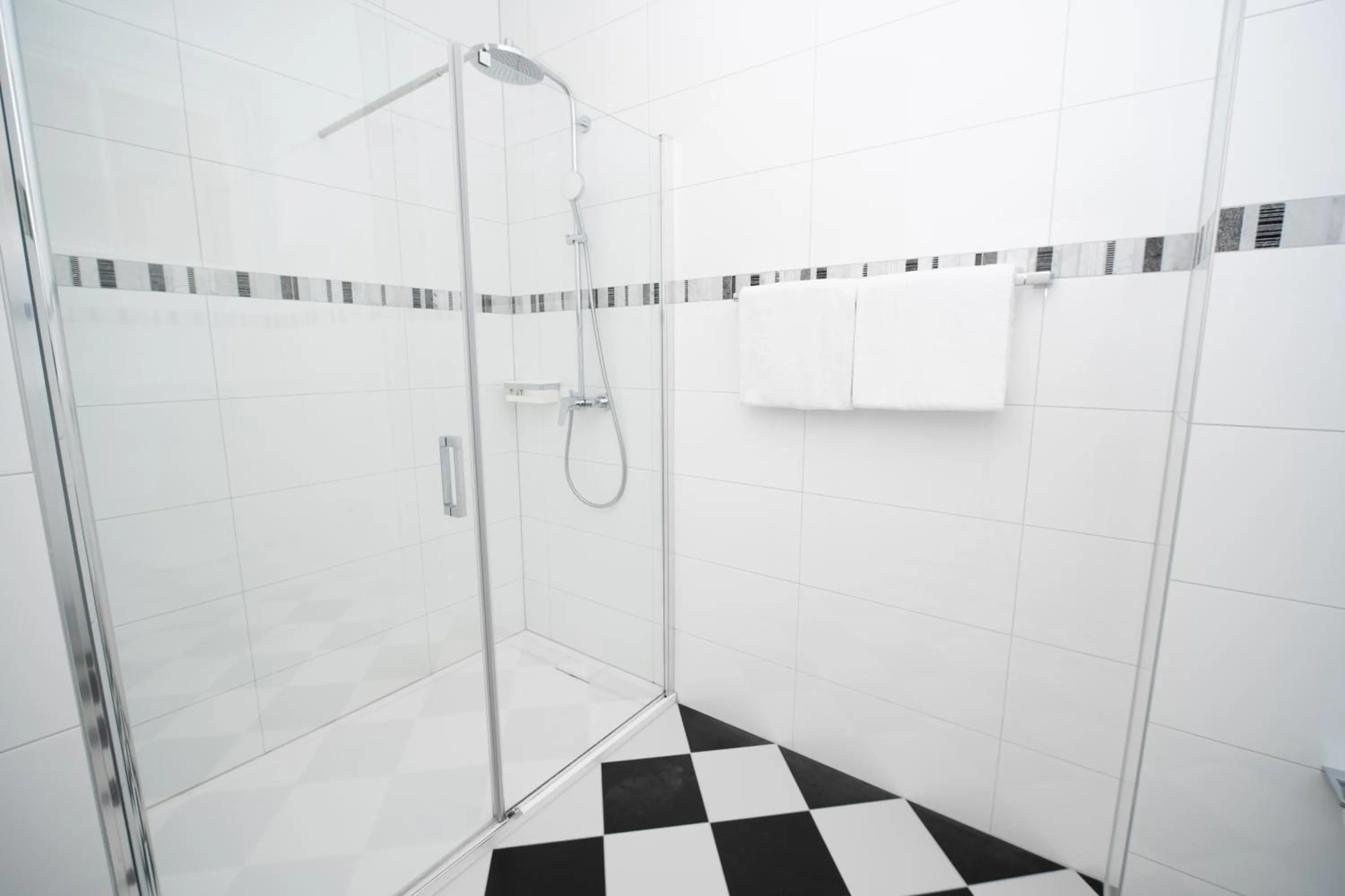 Bathroom in J5 Hotels Helvetie & La Brasserie