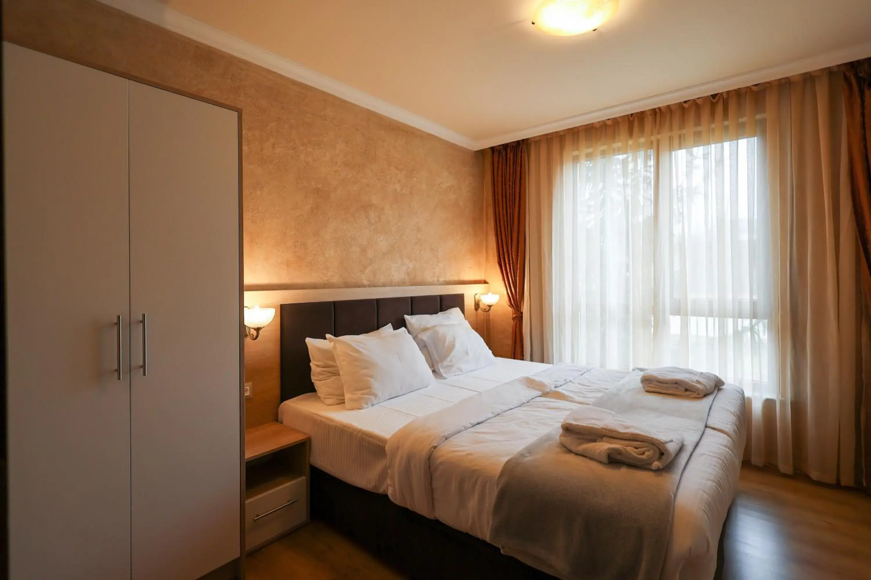 Two-Bedroom Apartment in Green Wood Hotel & Spa Two-Bedroom Apartment in Green Wood Hotel & Spa