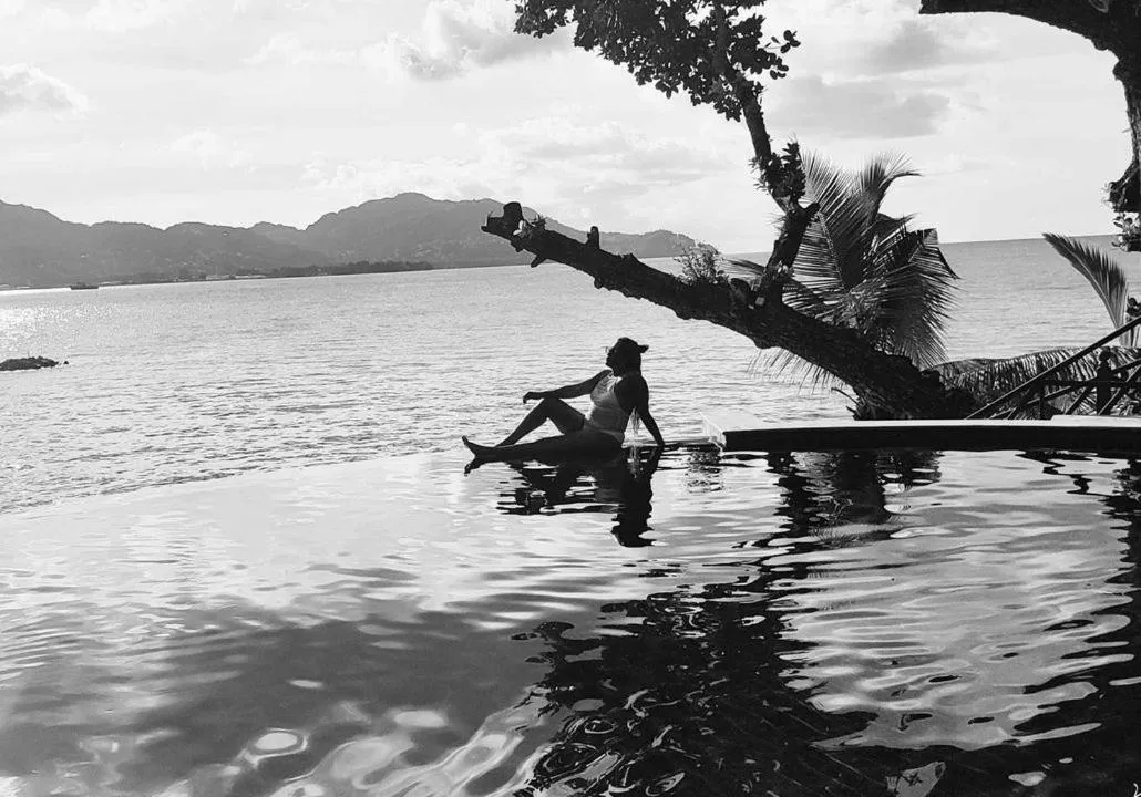 Swimming pool in Cerf Island Resort
