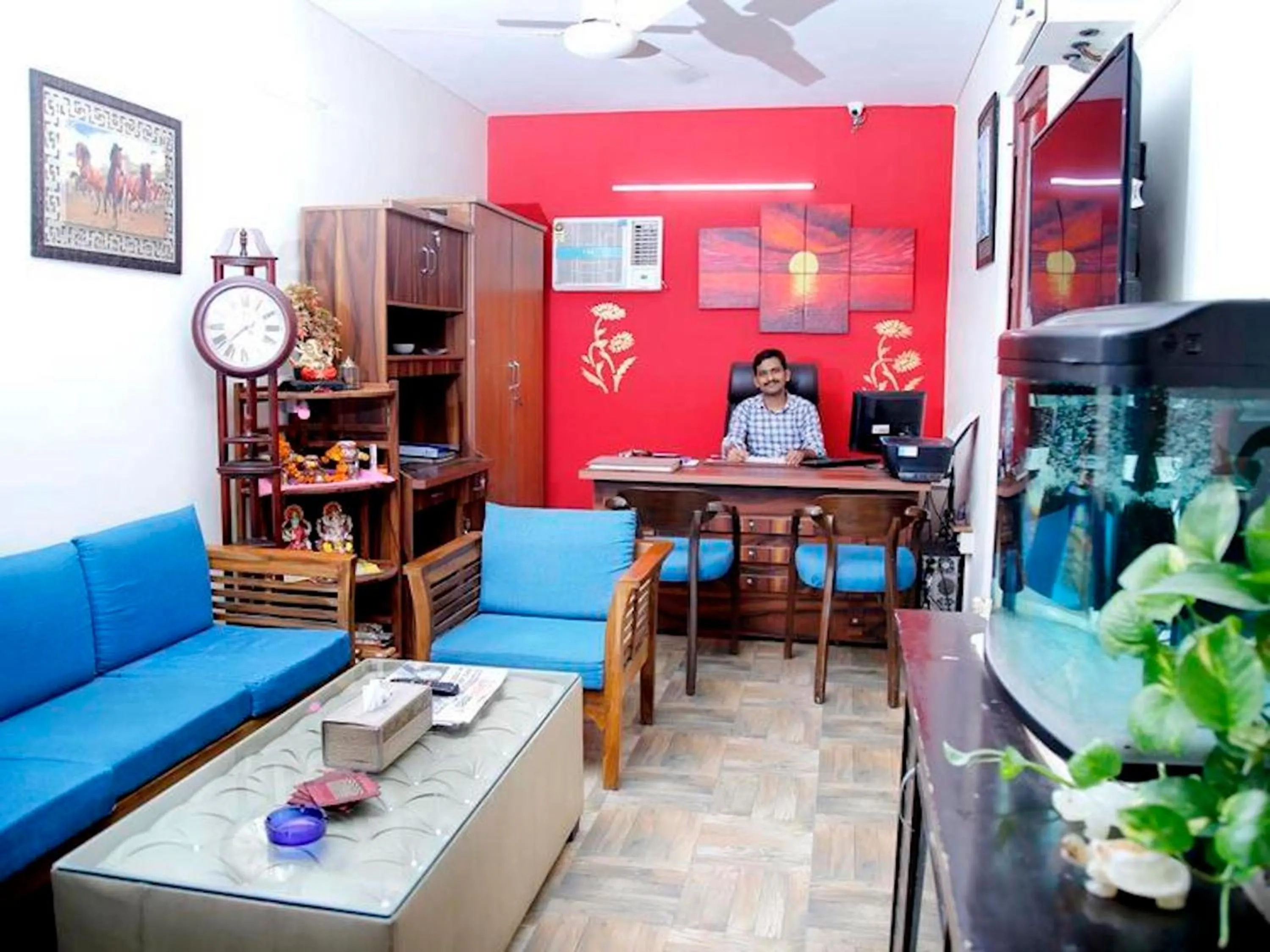 Lobby or reception in Maplewood Guest House, Neeti Bagh, New Delhiit is a Boutiqu Guest House - Room 4