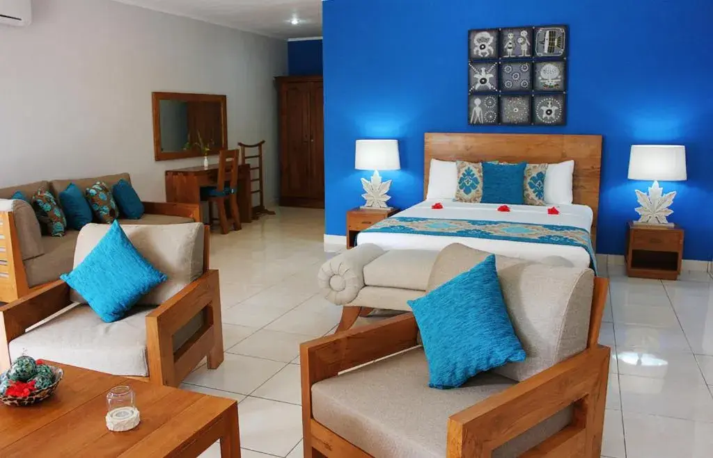 Seating area, Bed in Villas de Mer Seating area, Bed in Villas de Mer