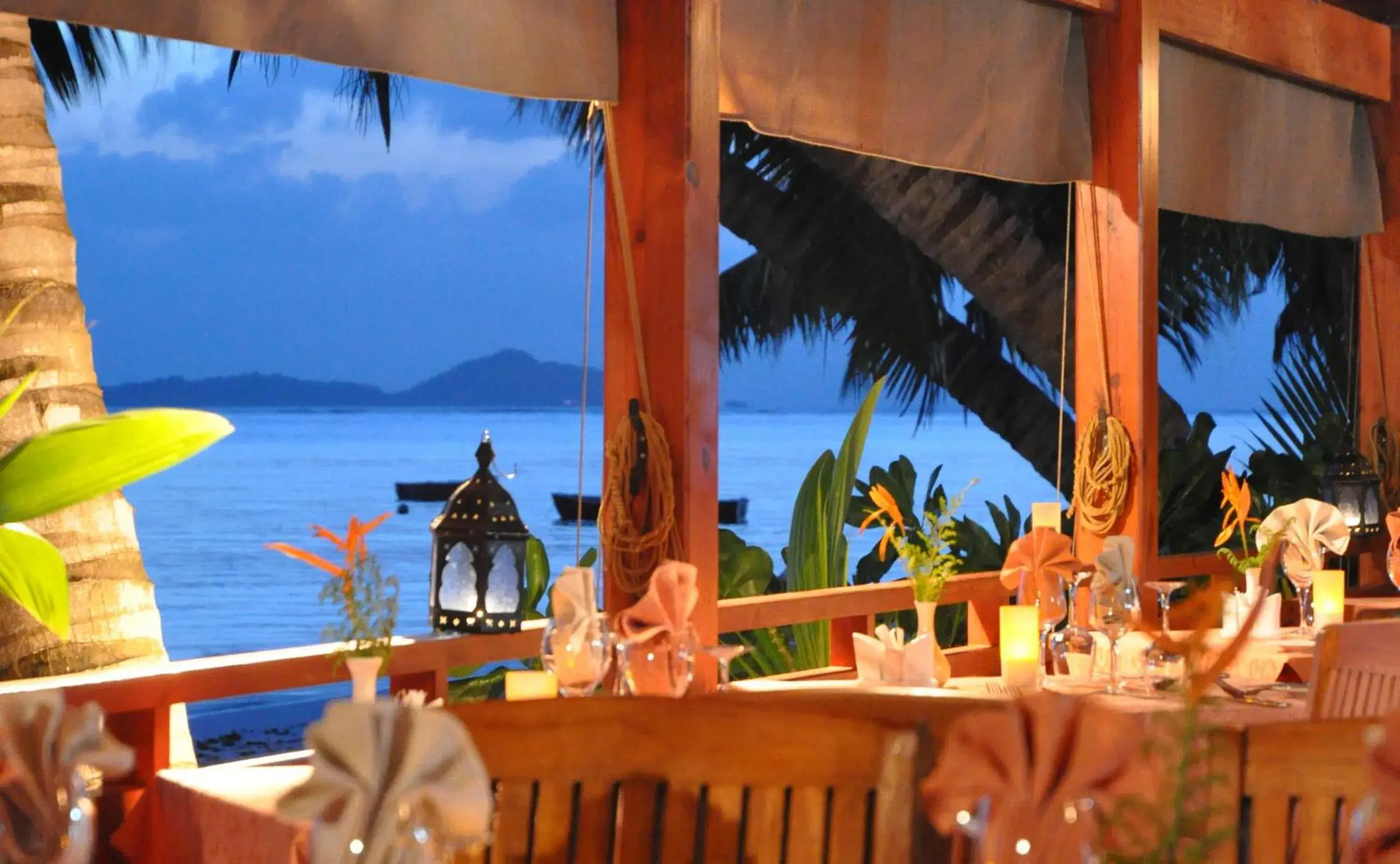 Restaurant/places to eat in Villas de Mer Restaurant/places to eat in Villas de Mer