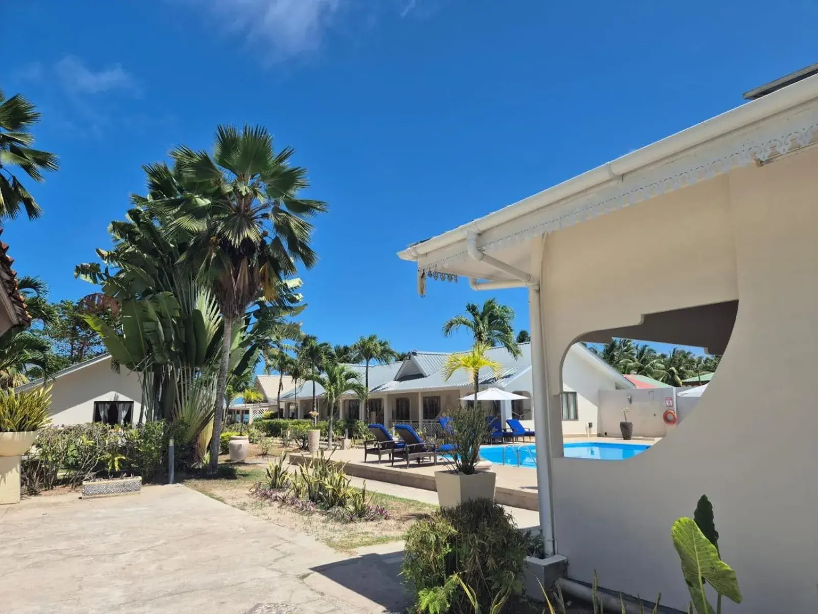 Swimming pool in Villas de Mer Swimming pool in Villas de Mer