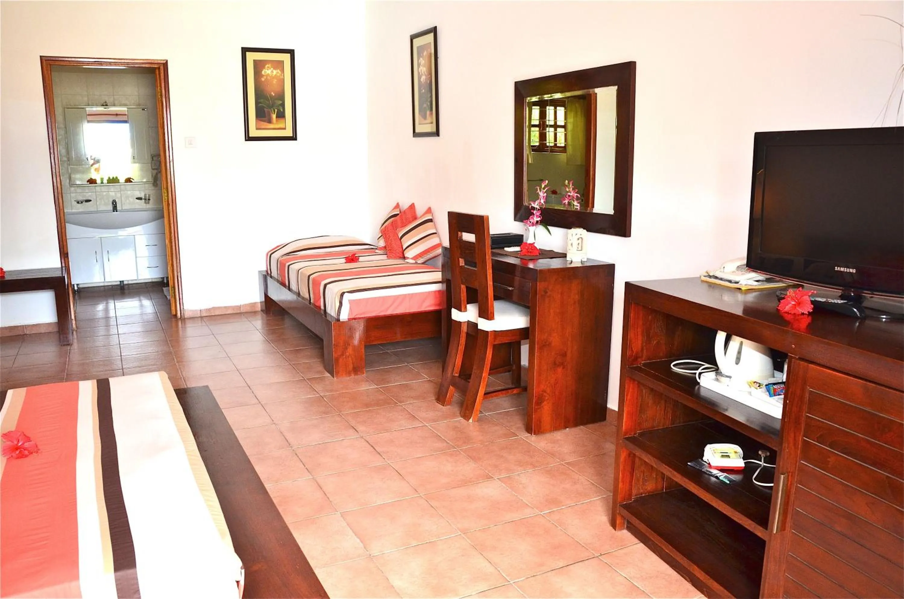 TV and multimedia, Bed in Britannia Hotel