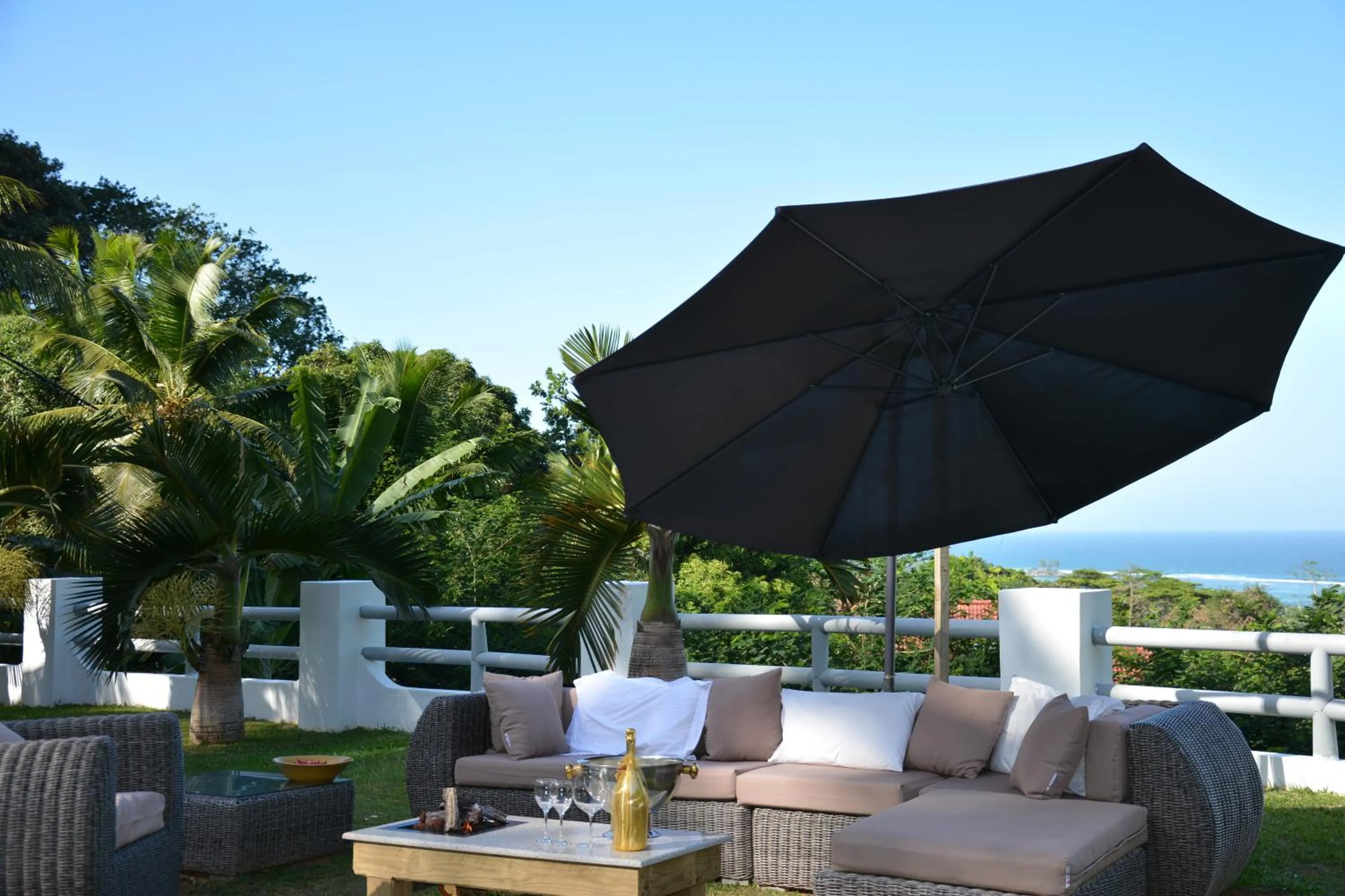 Garden in Kokogrove Chalets
