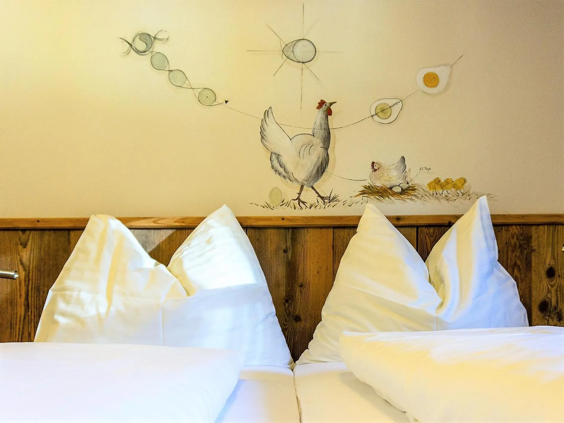 Bedroom, Bed in Alpengasthof Hochsöll