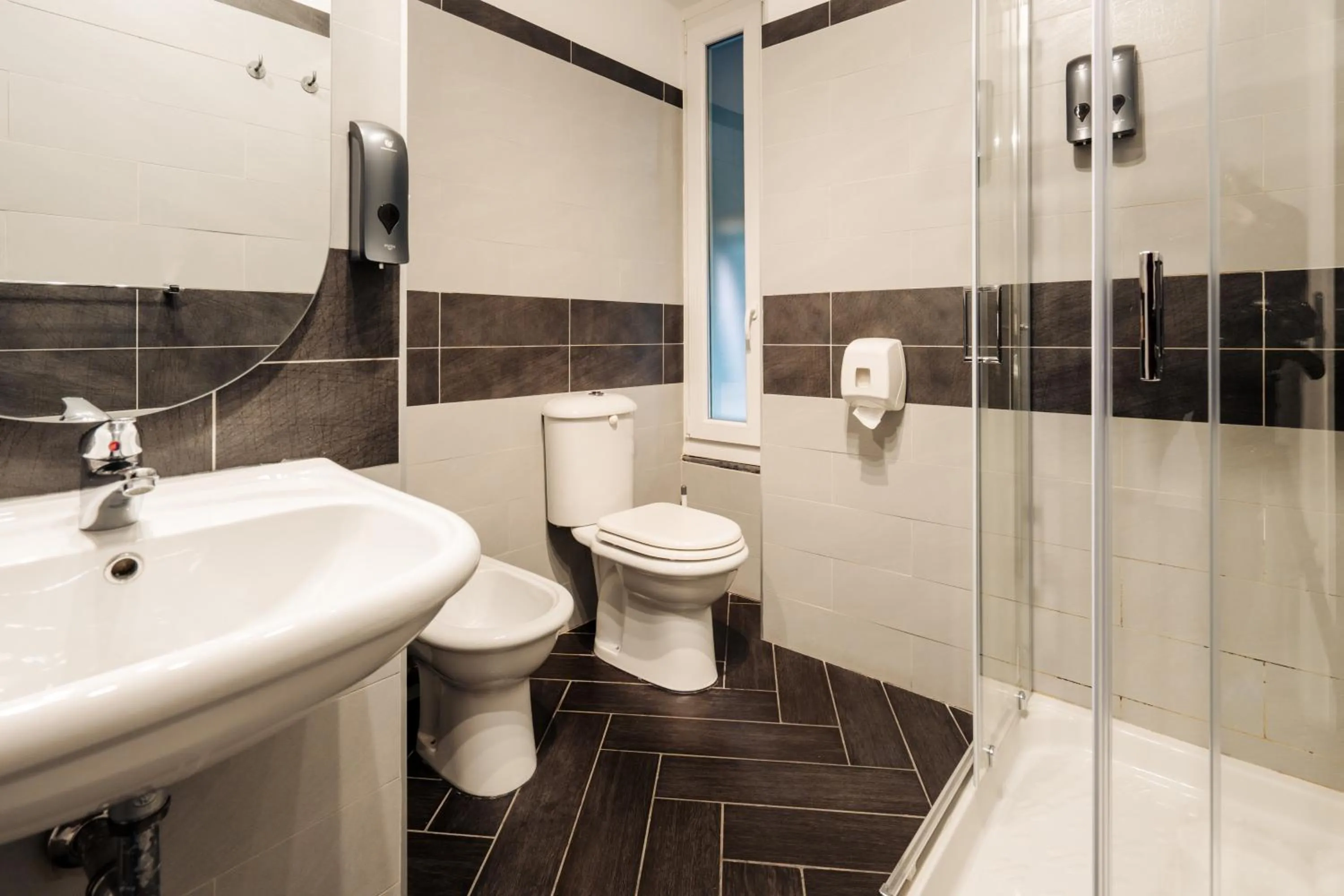 Bathroom in I Remi Del Prione by Le 5 Terre La Spezia
