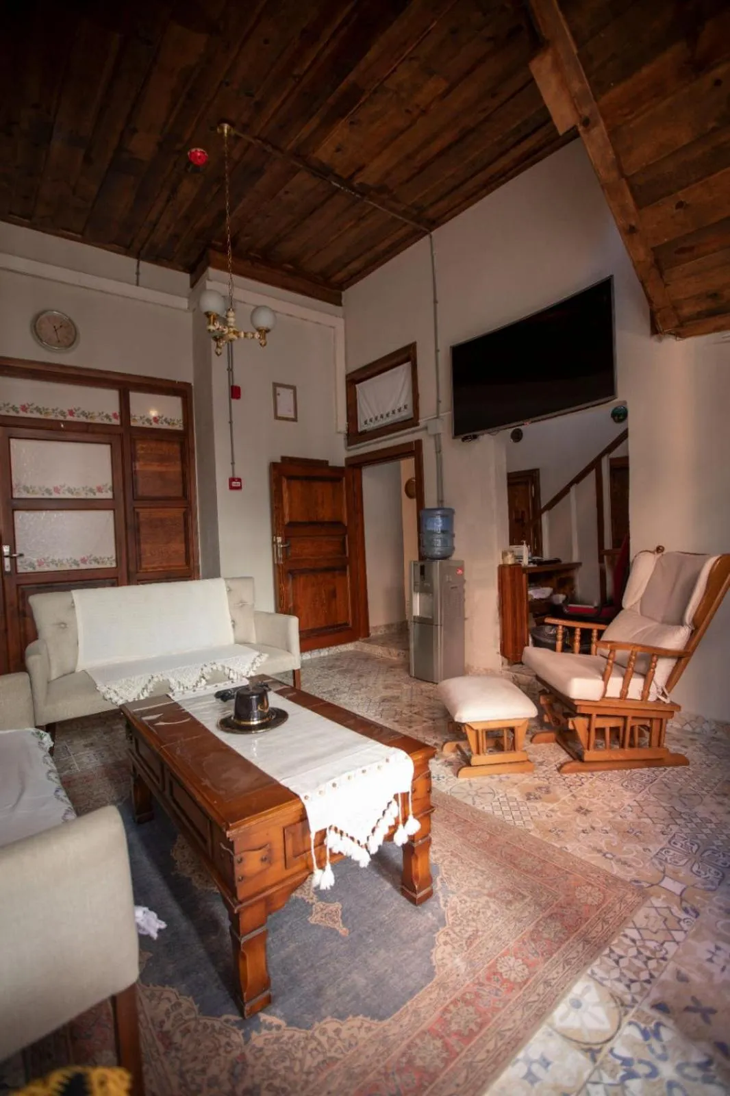 TV and multimedia in Lily Town Hotel