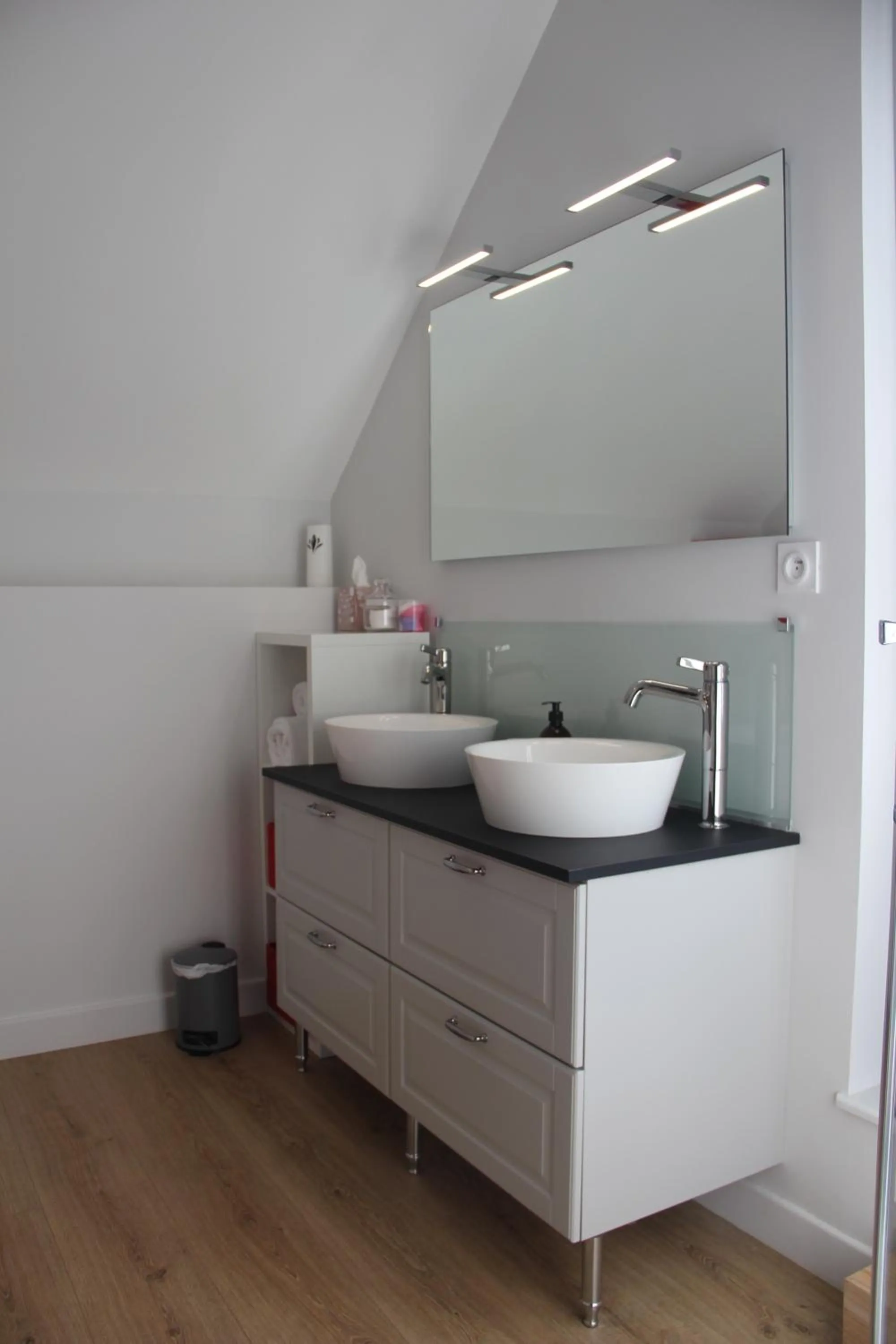 Bathroom in L'Audacieuse