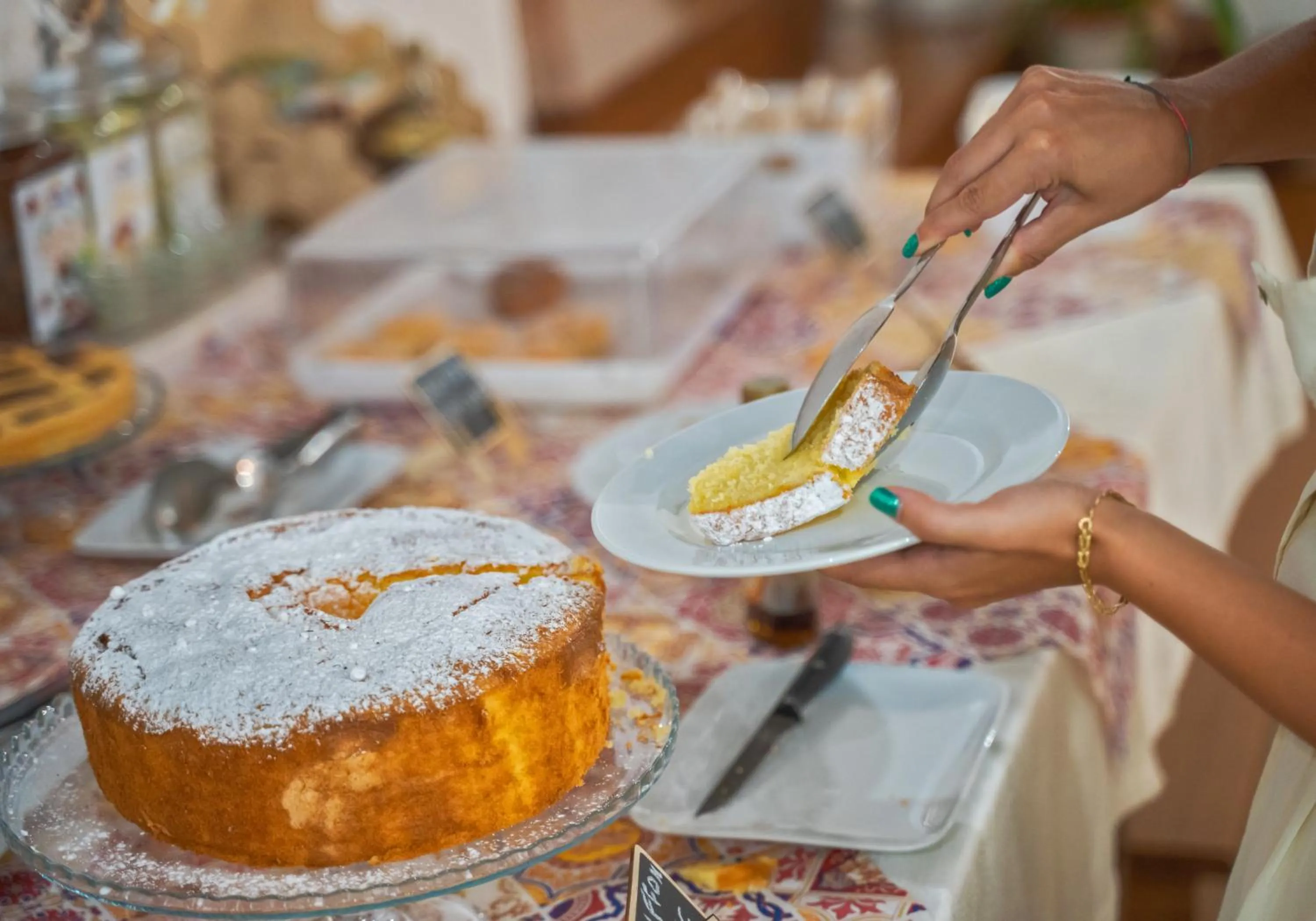 Continental breakfast in Le Querce Farmhouse