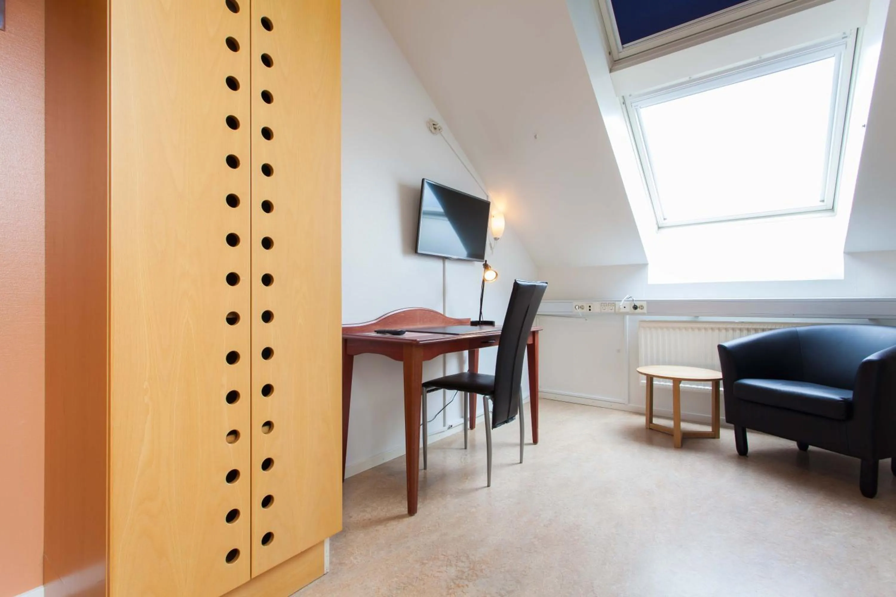 Photo of the whole room in Pronova Hotell & Vandrarhem