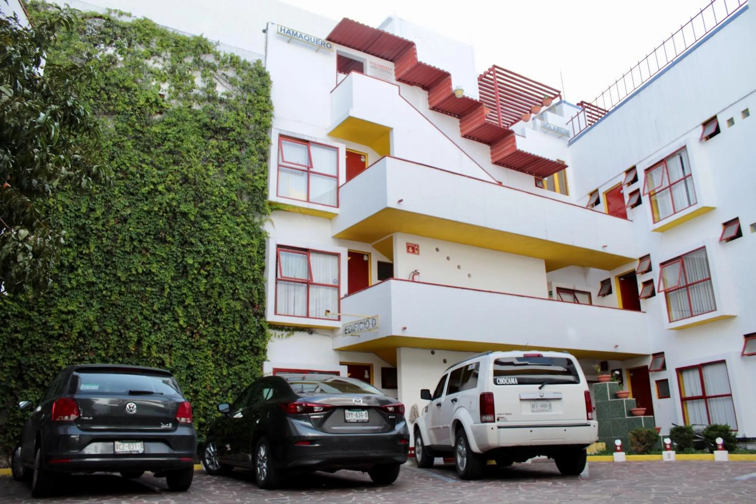 Property building in INMOTEGA - Suites TG