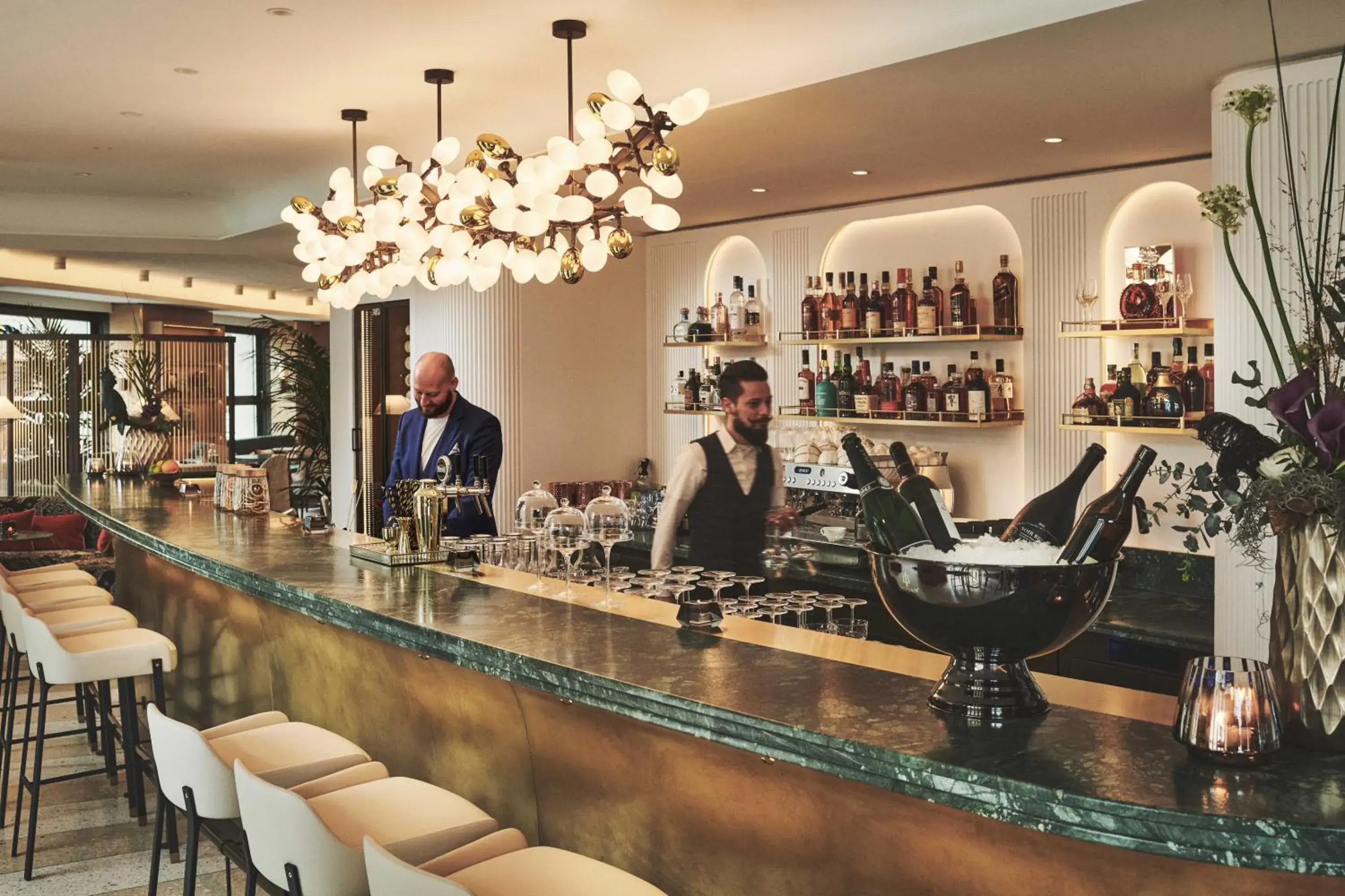 Restaurant/places to eat in Small Luxury Hotel Ambassador Zurich Restaurant/places to eat in Small Luxury Hotel Ambassador Zurich