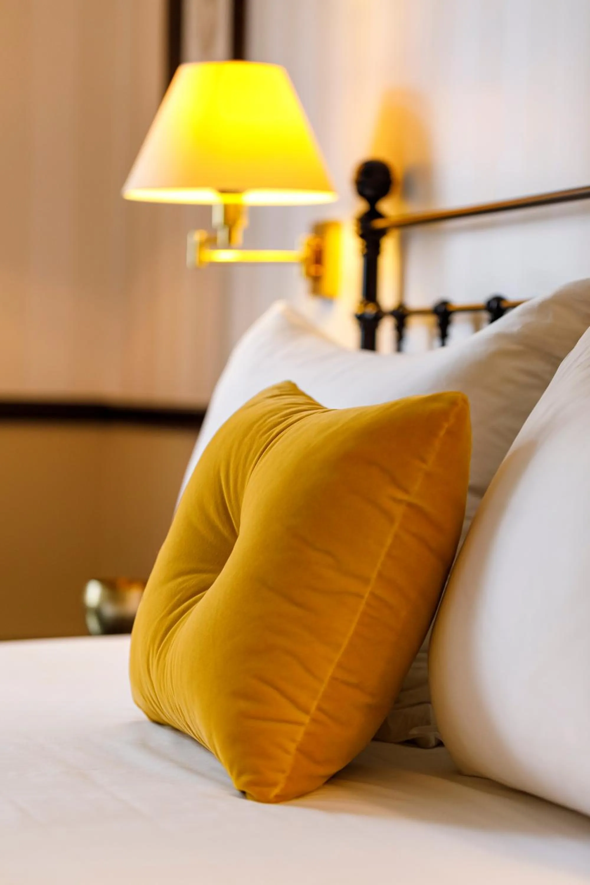 Bed in Opera Hotel Zürich