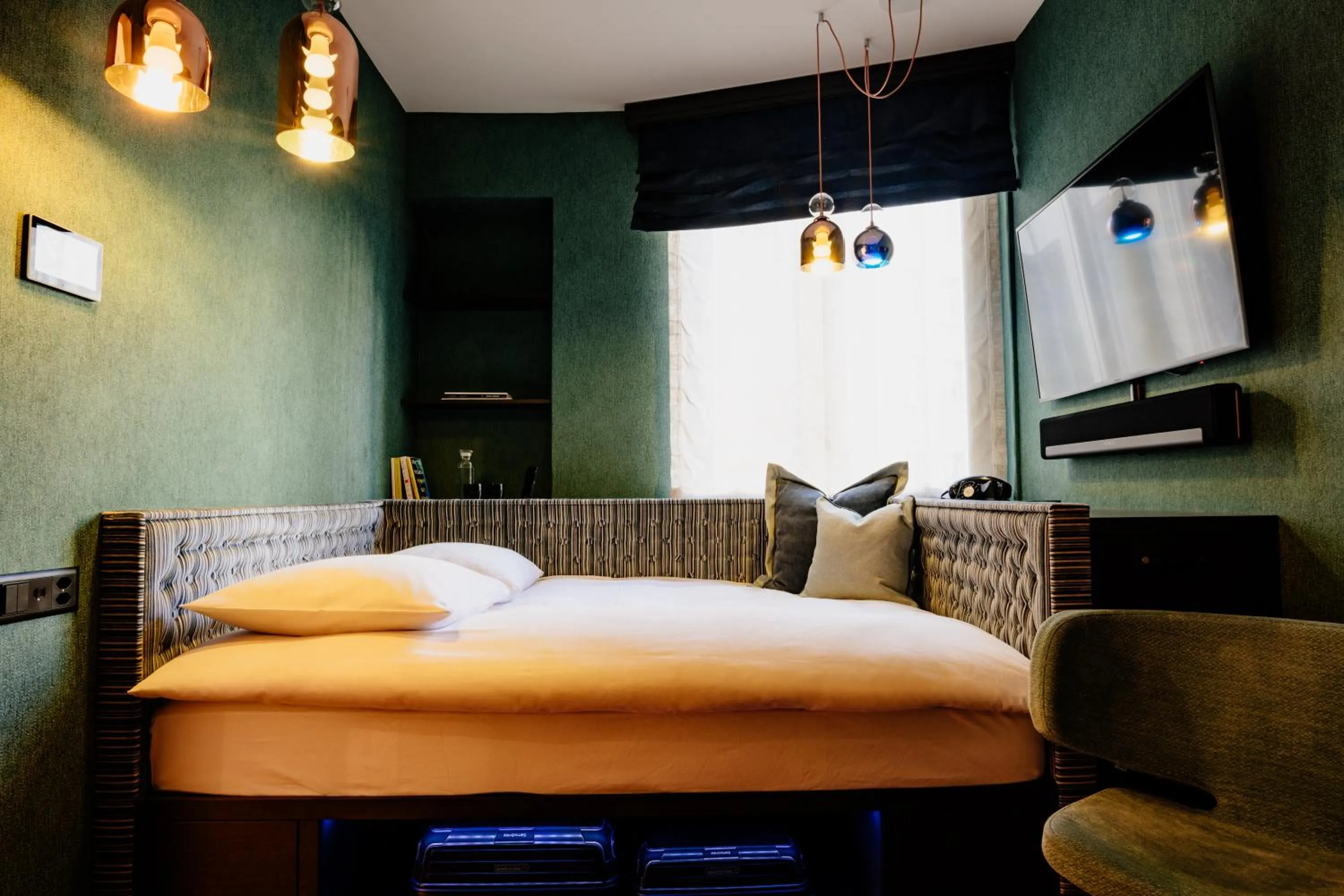 Bed in Opera Hotel Zürich