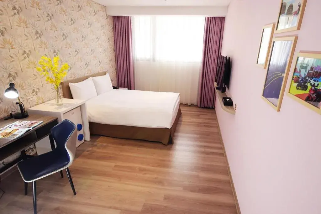 Bedroom, Bed in The Brick Hotel Bedroom, Bed in The Brick Hotel