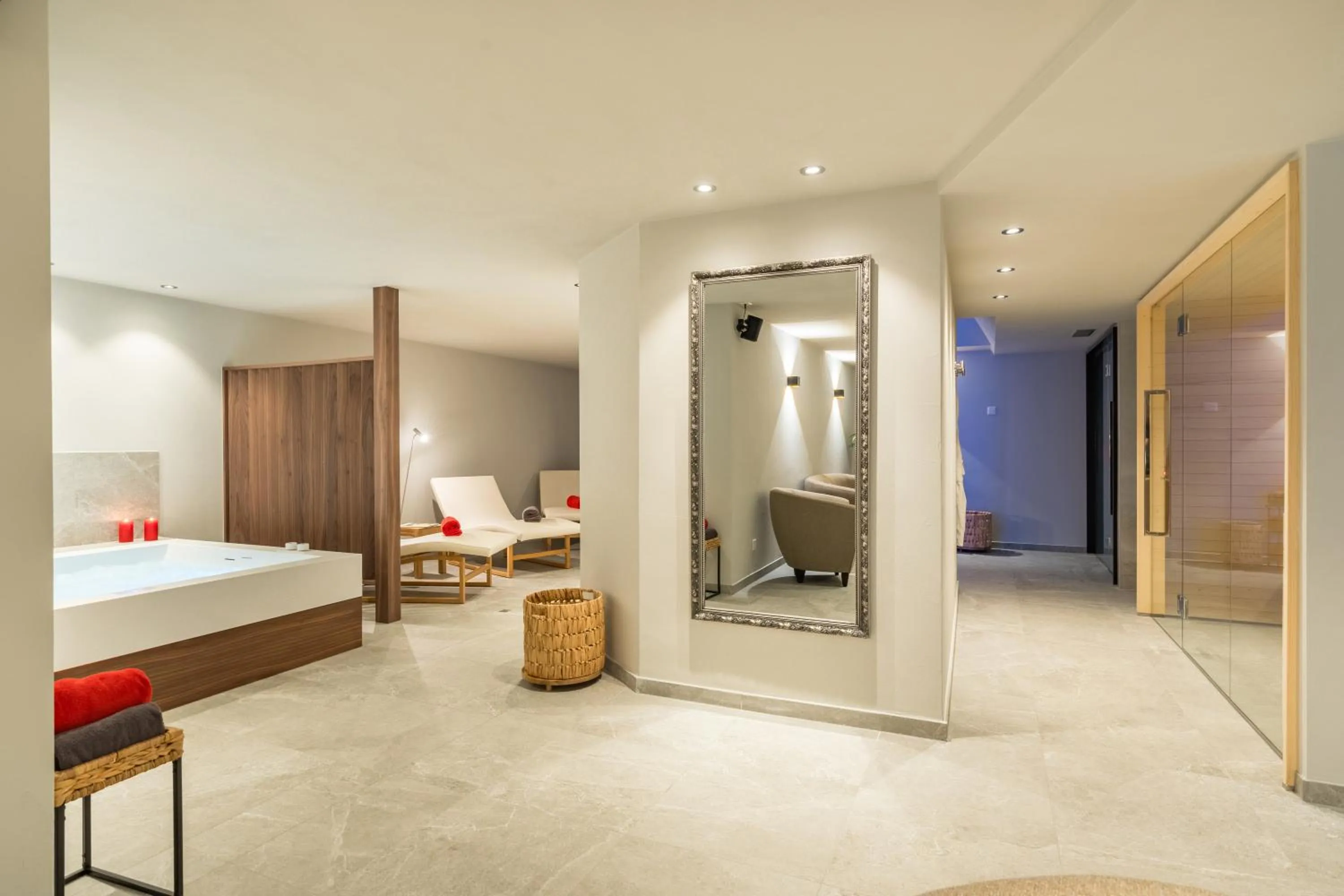 Bed in Hotel Beau Rivage