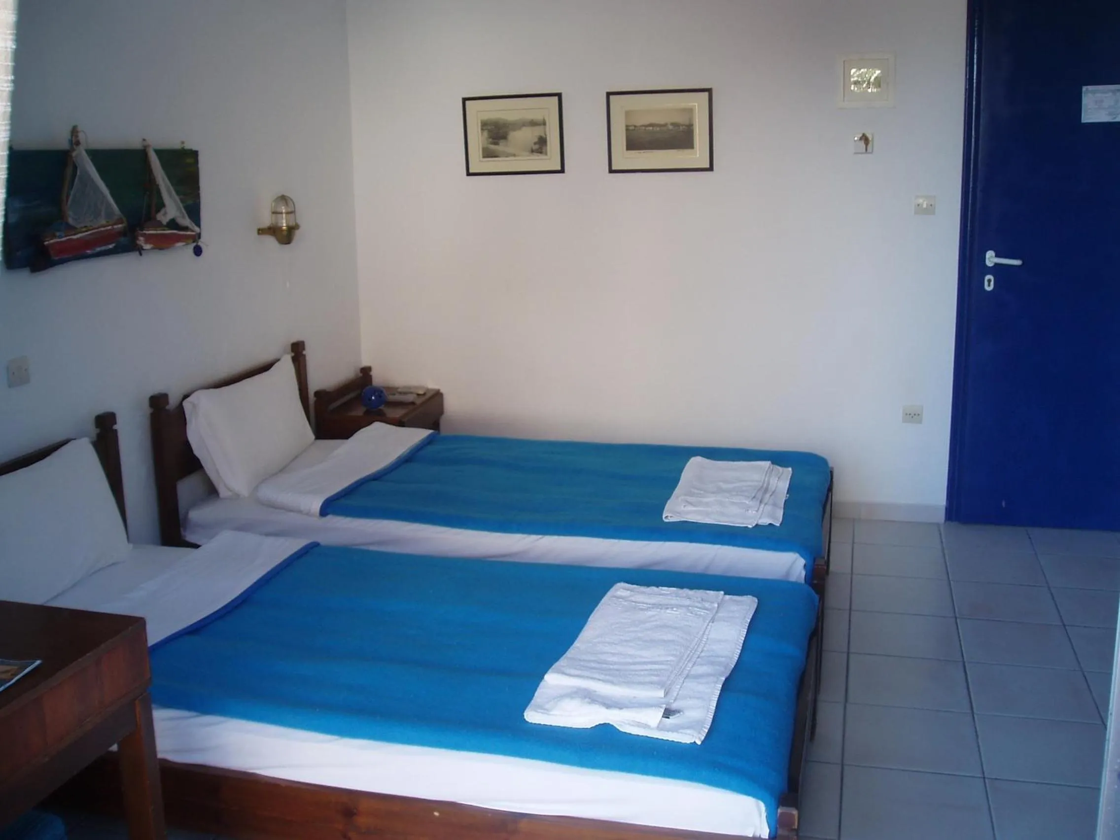 Helios Hotel