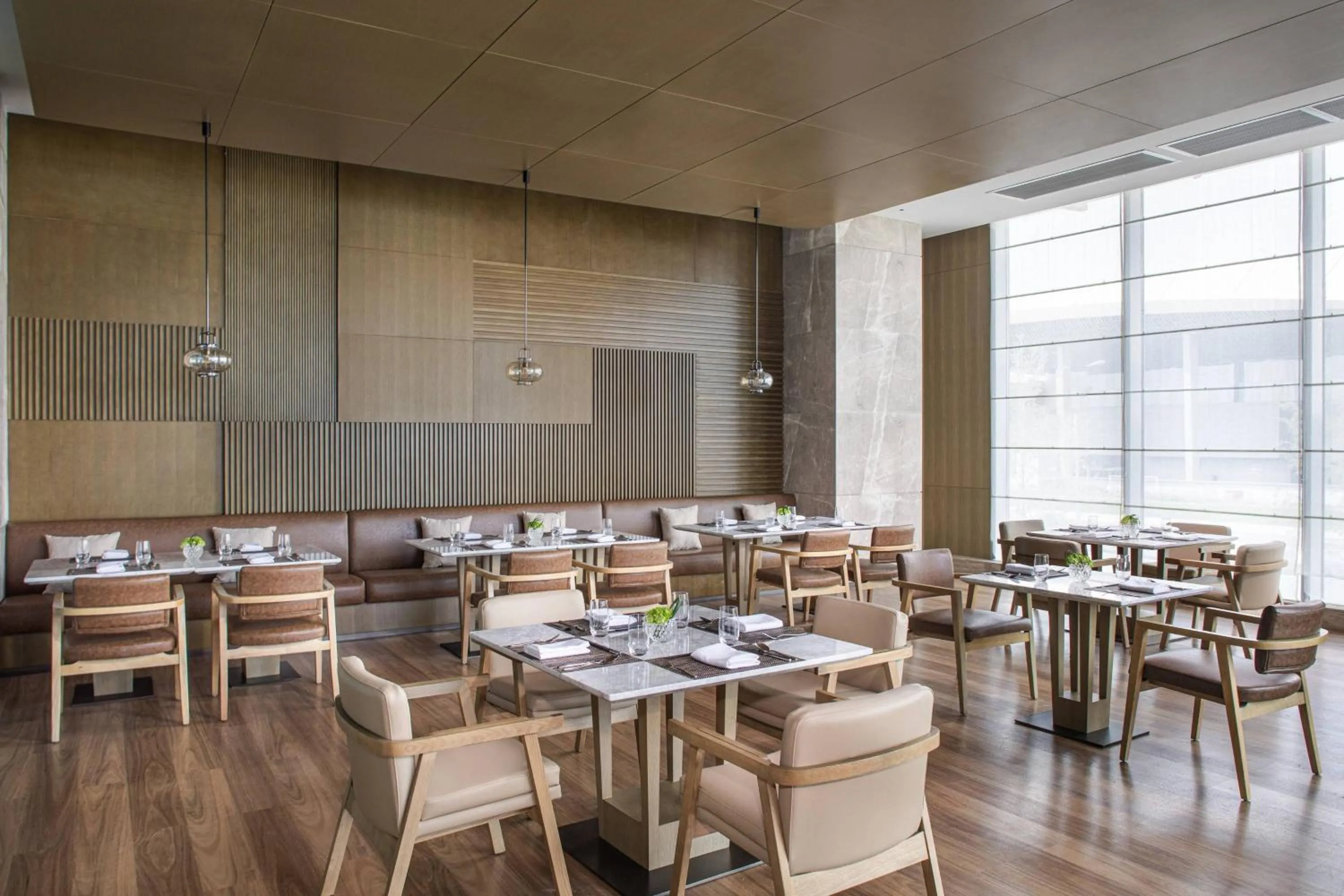 Restaurant/places to eat in Courtyard by Marriott Chengdu South