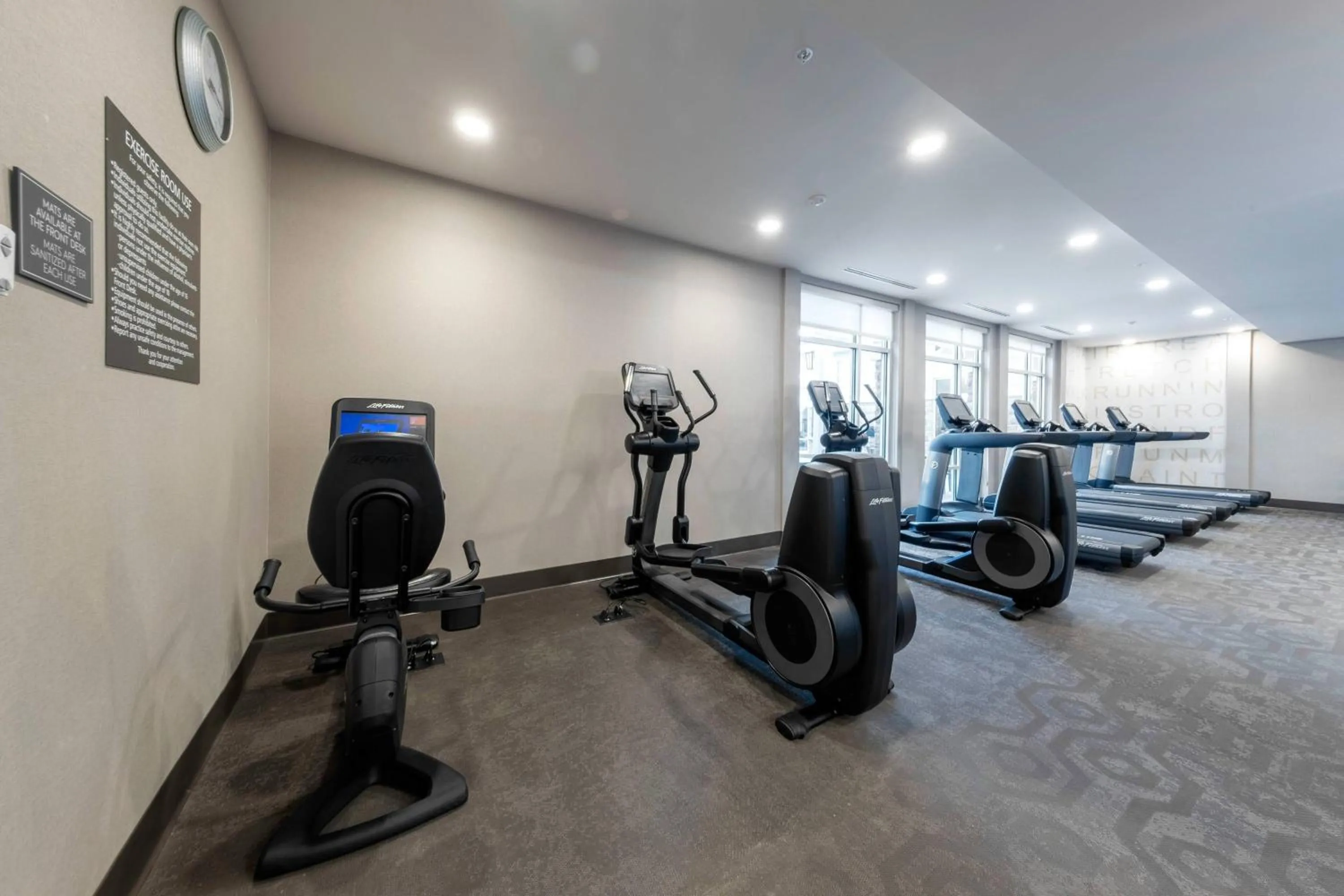 Fitness centre/facilities in Residence Inn by Marriott Richmond at the Notch