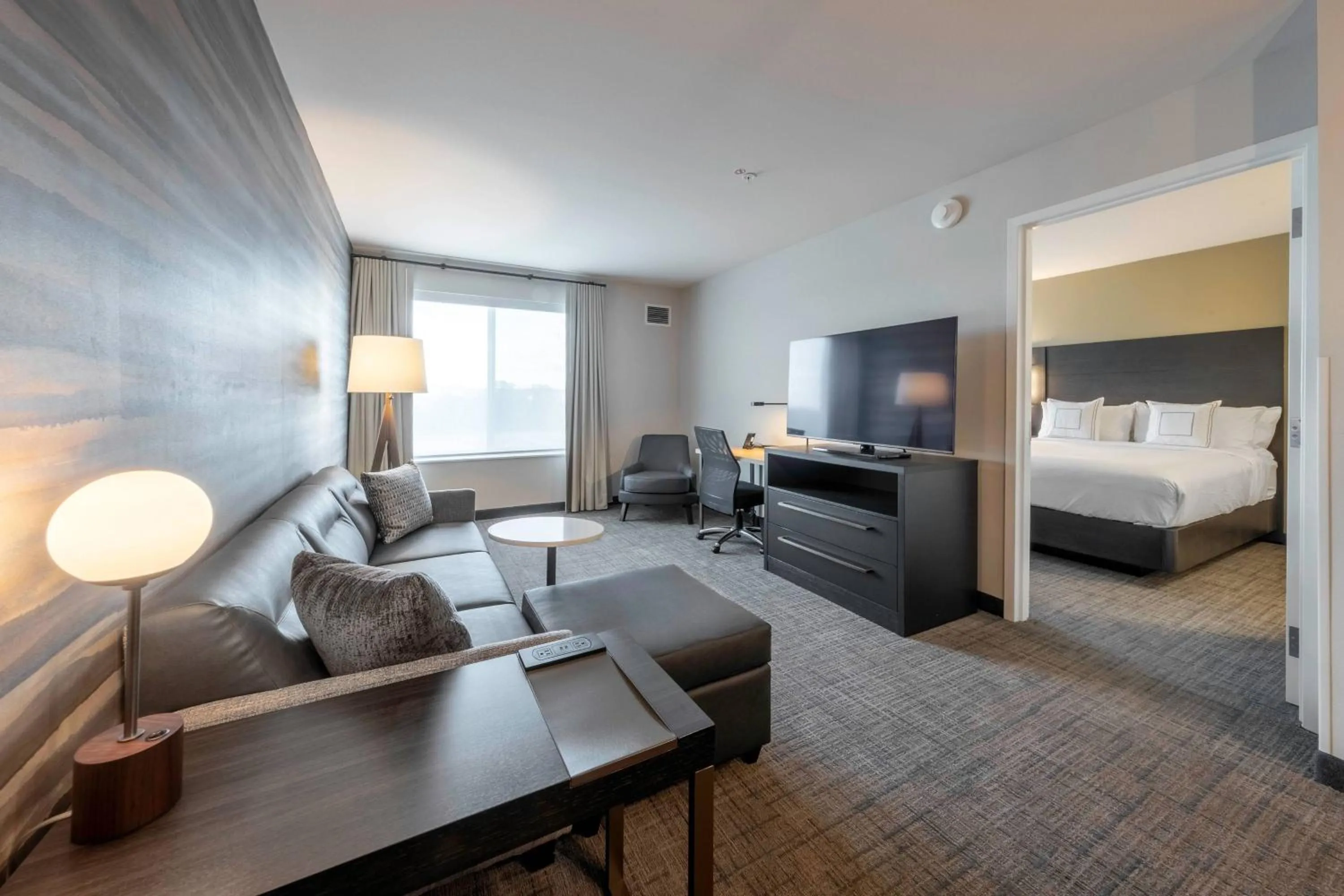 Living room, Bed in Residence Inn by Marriott Richmond at the Notch
