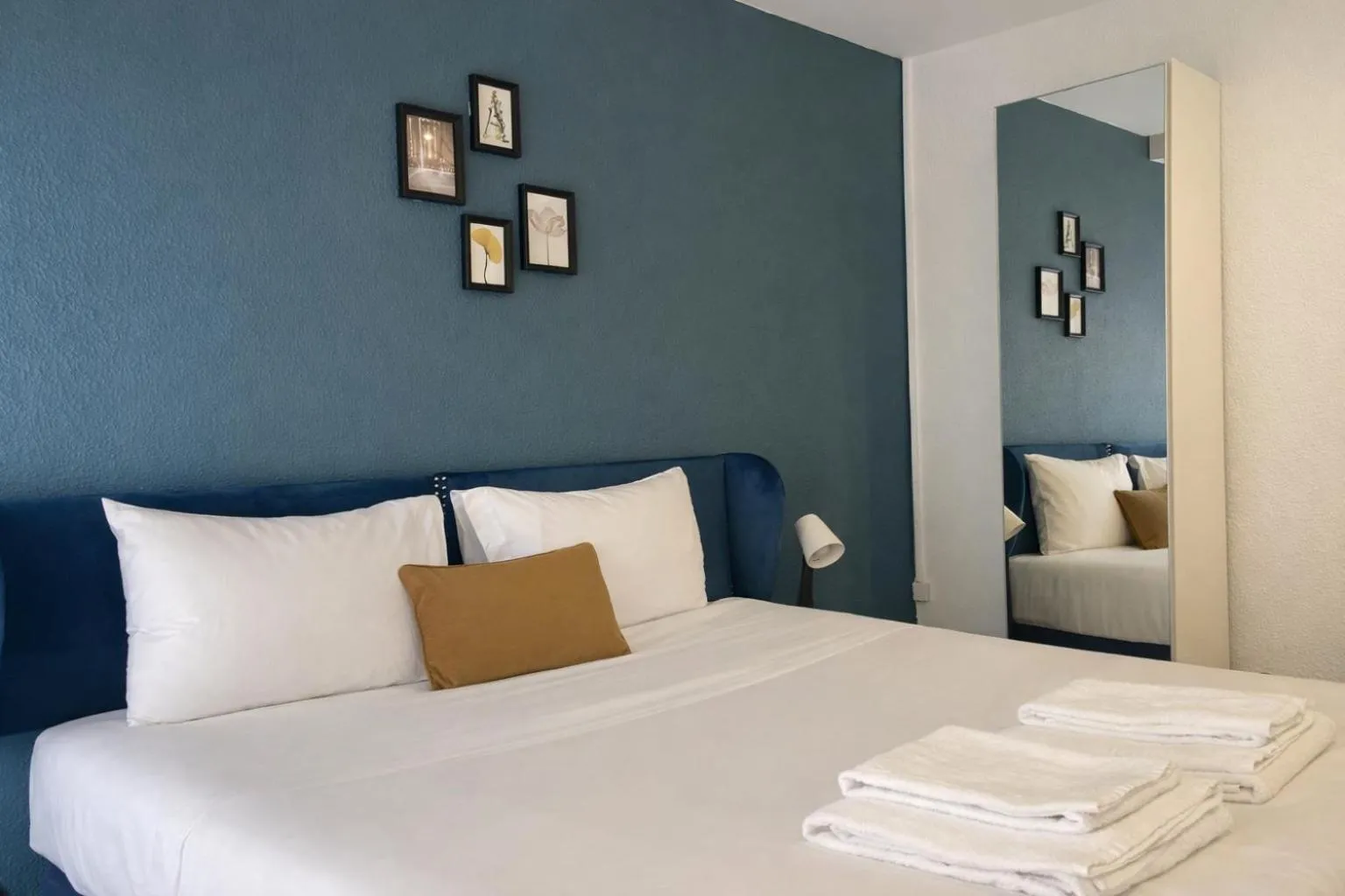 Bed in Marinha Garden Inn - AL