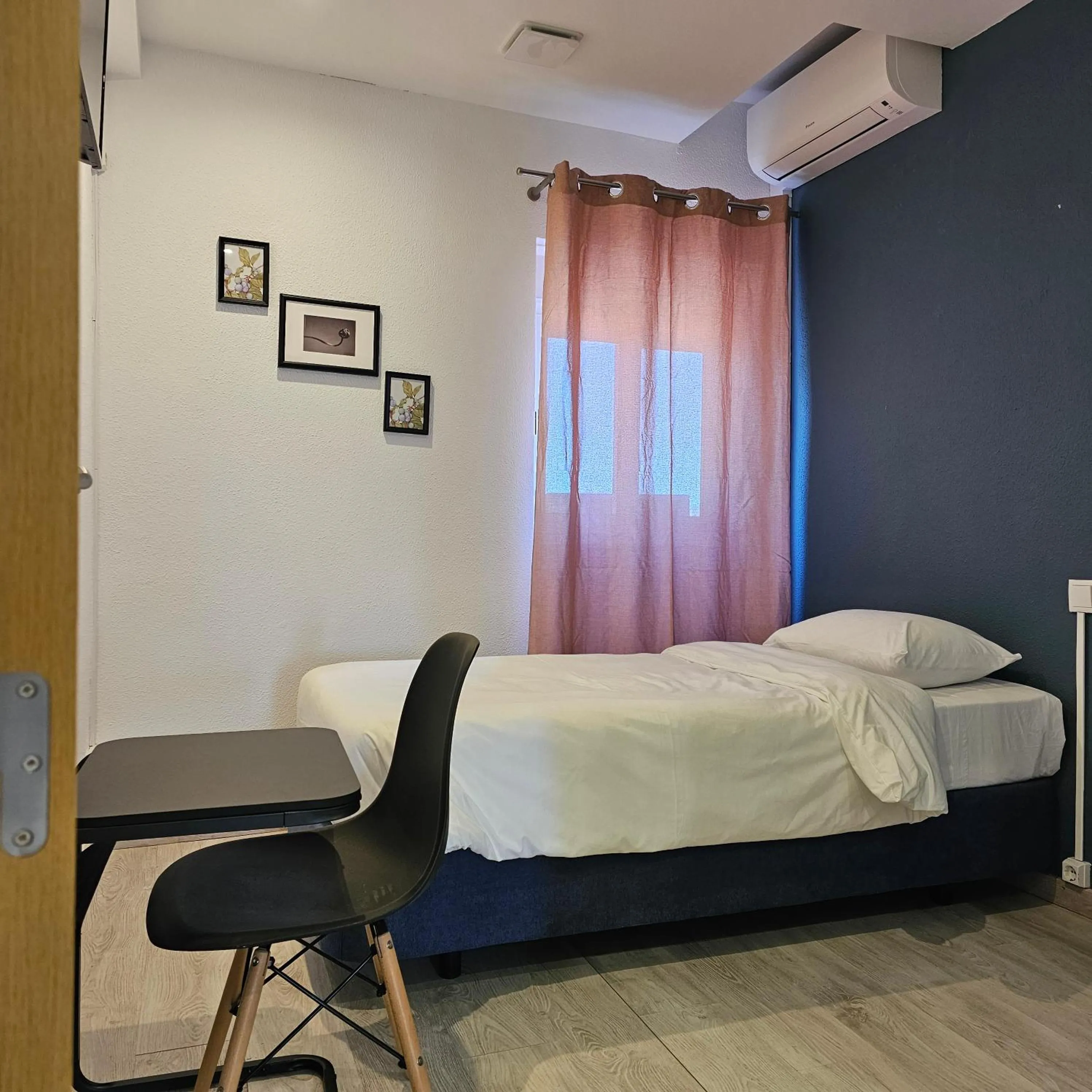 Bed in Marinha Garden Inn - AL