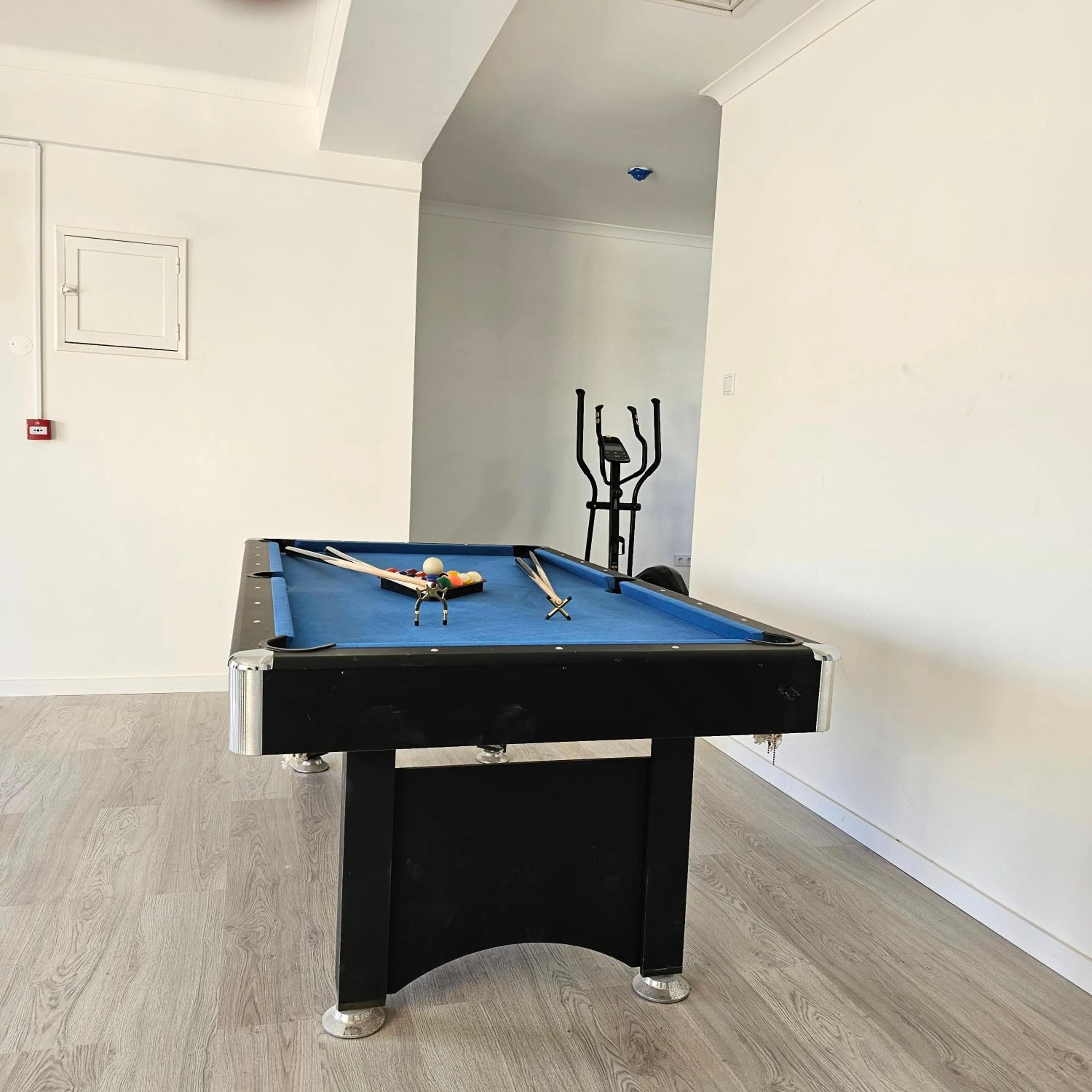 Billiard in Marinha Garden Inn - AL