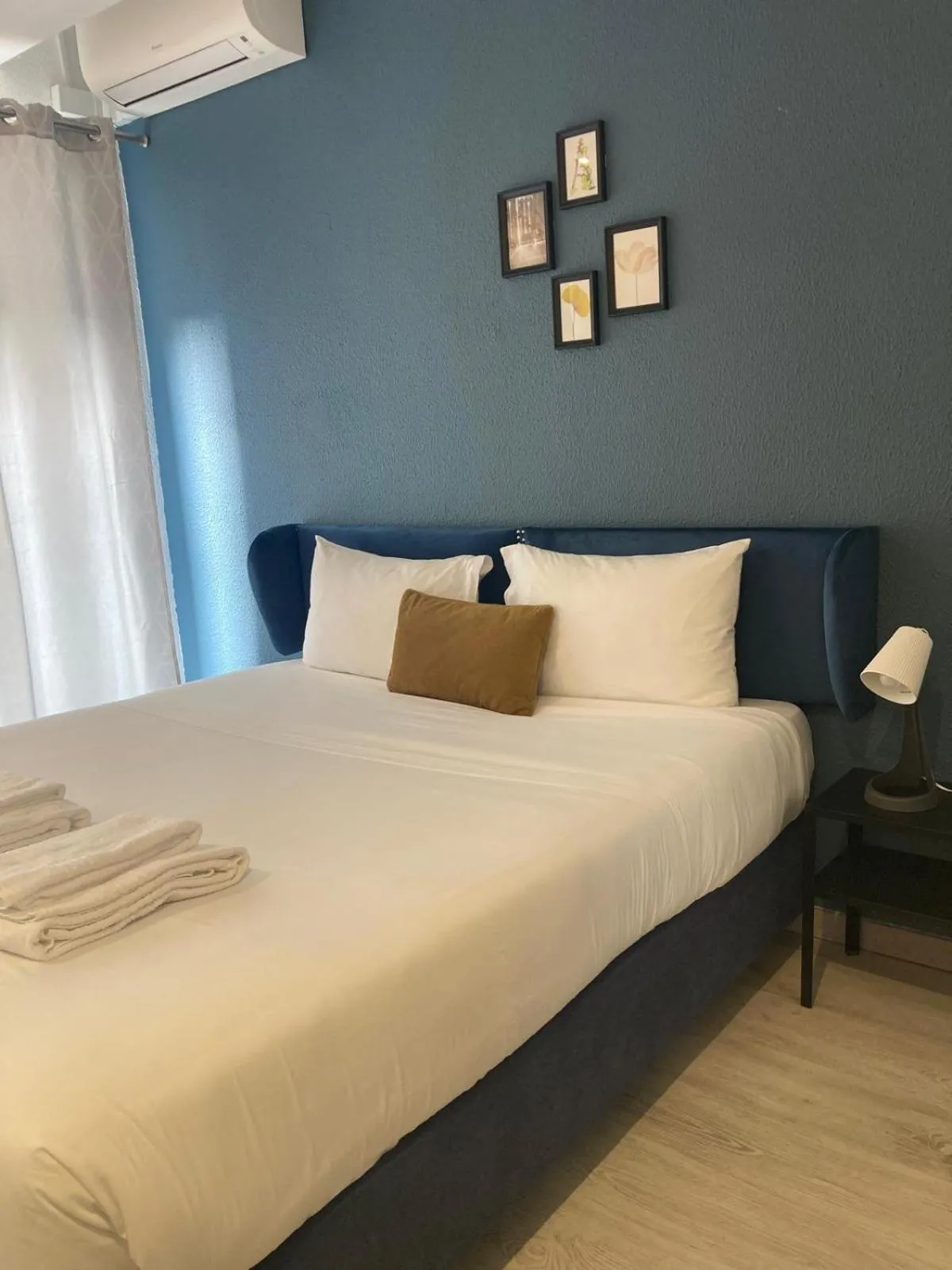 Photo of the whole room, Bed in Marinha Garden Inn - AL