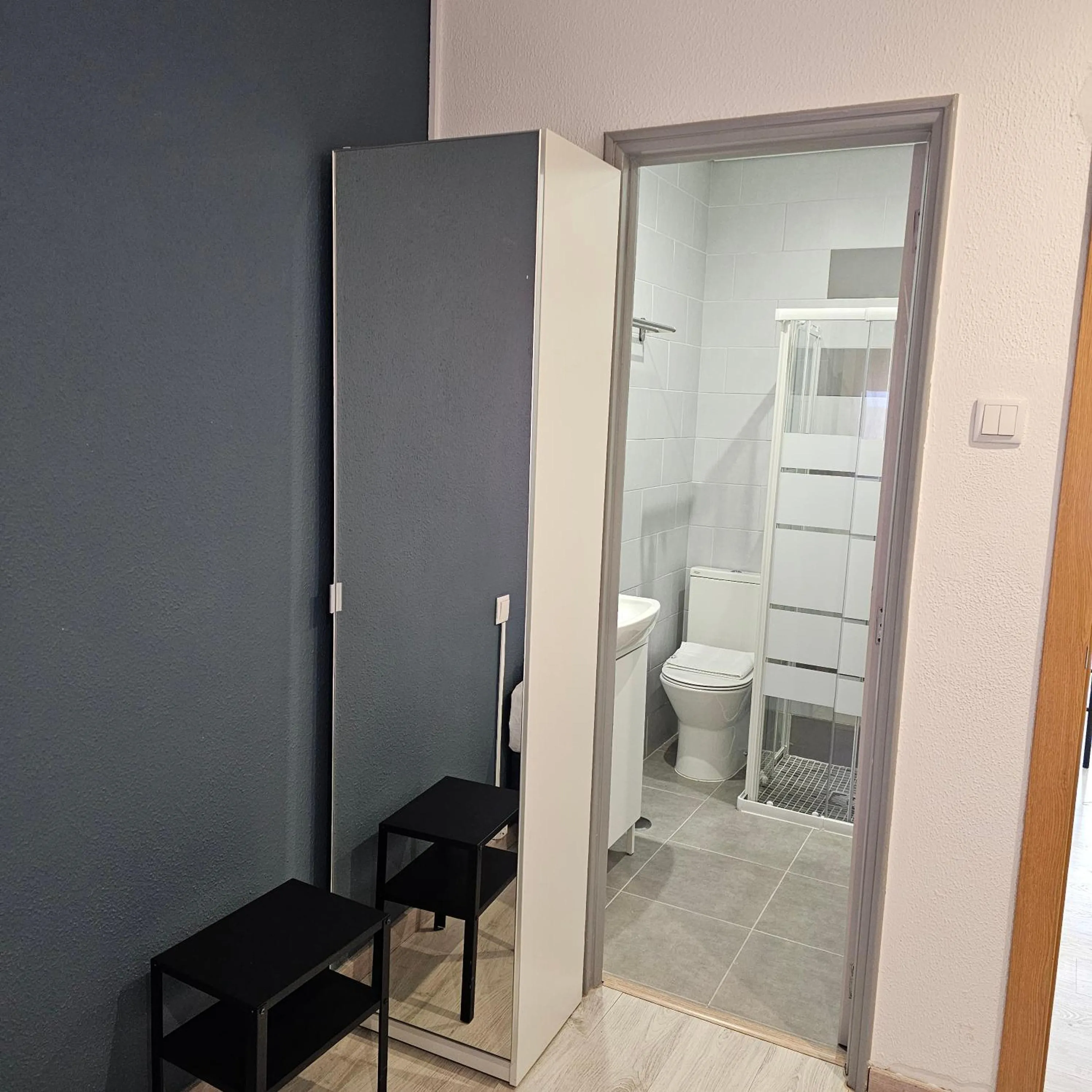Shower in Marinha Garden Inn - AL