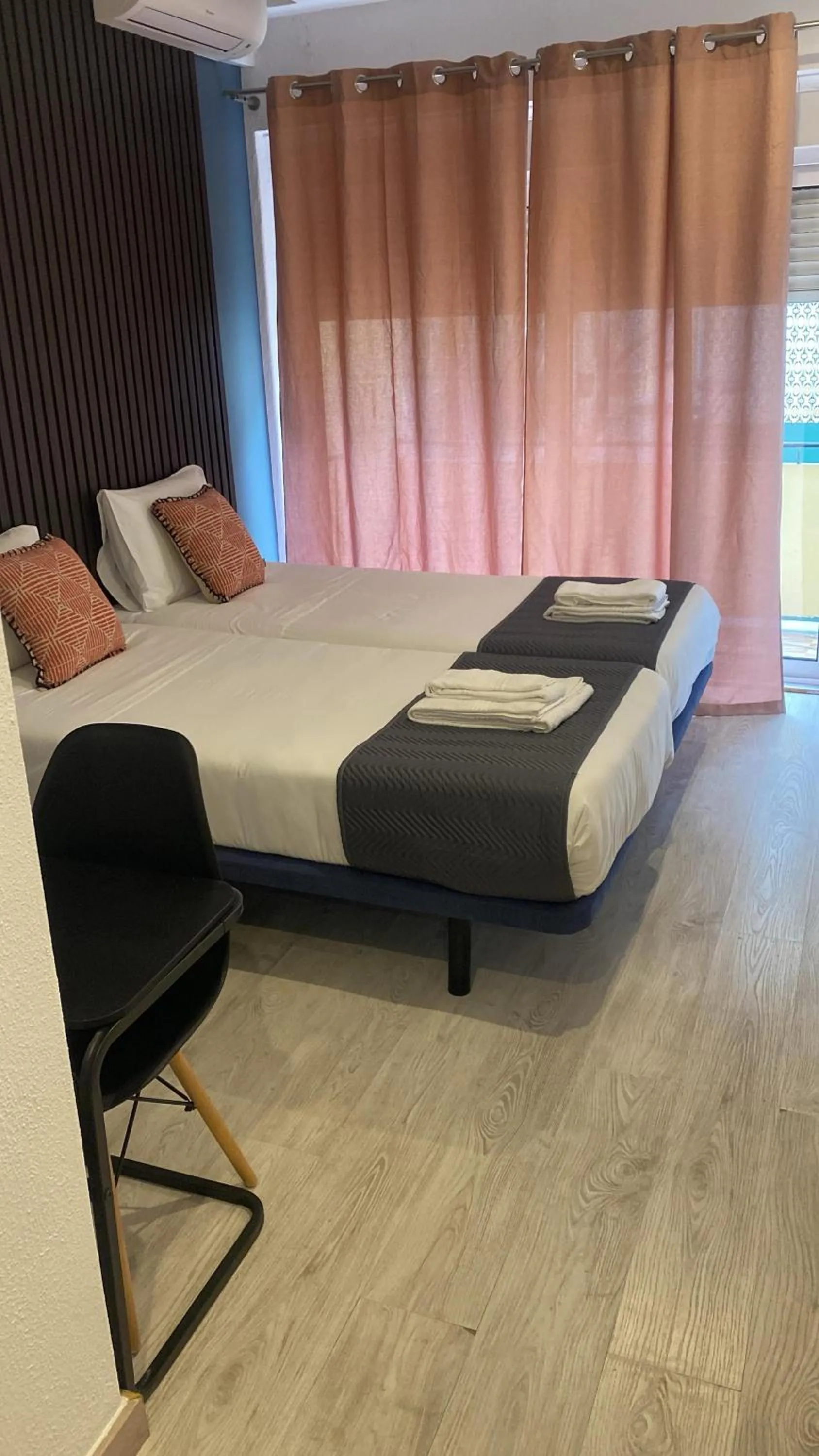 Bed in Marinha Garden Inn - AL