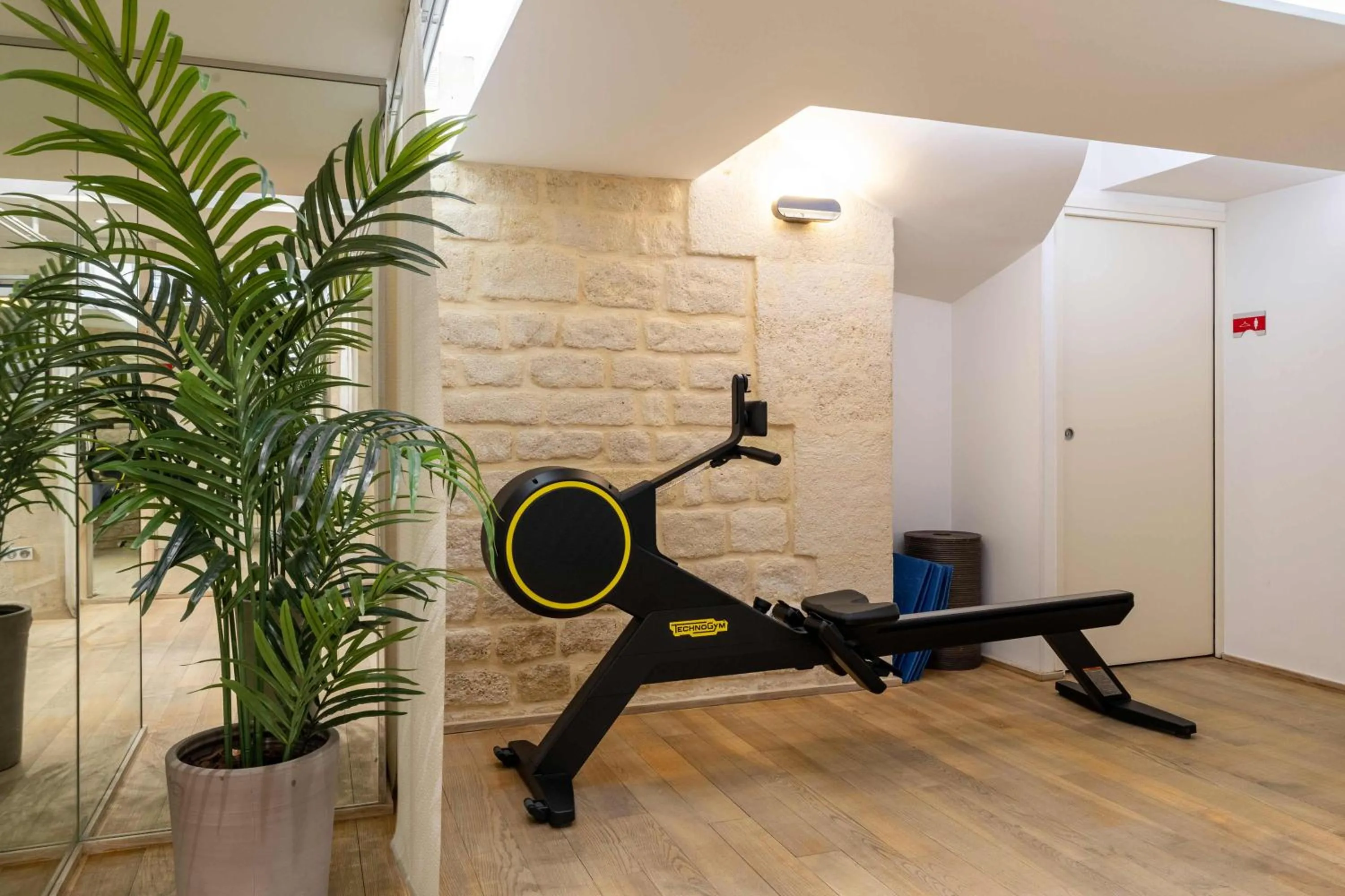Fitness centre/facilities in Le 123 Sébastopol - Astotel