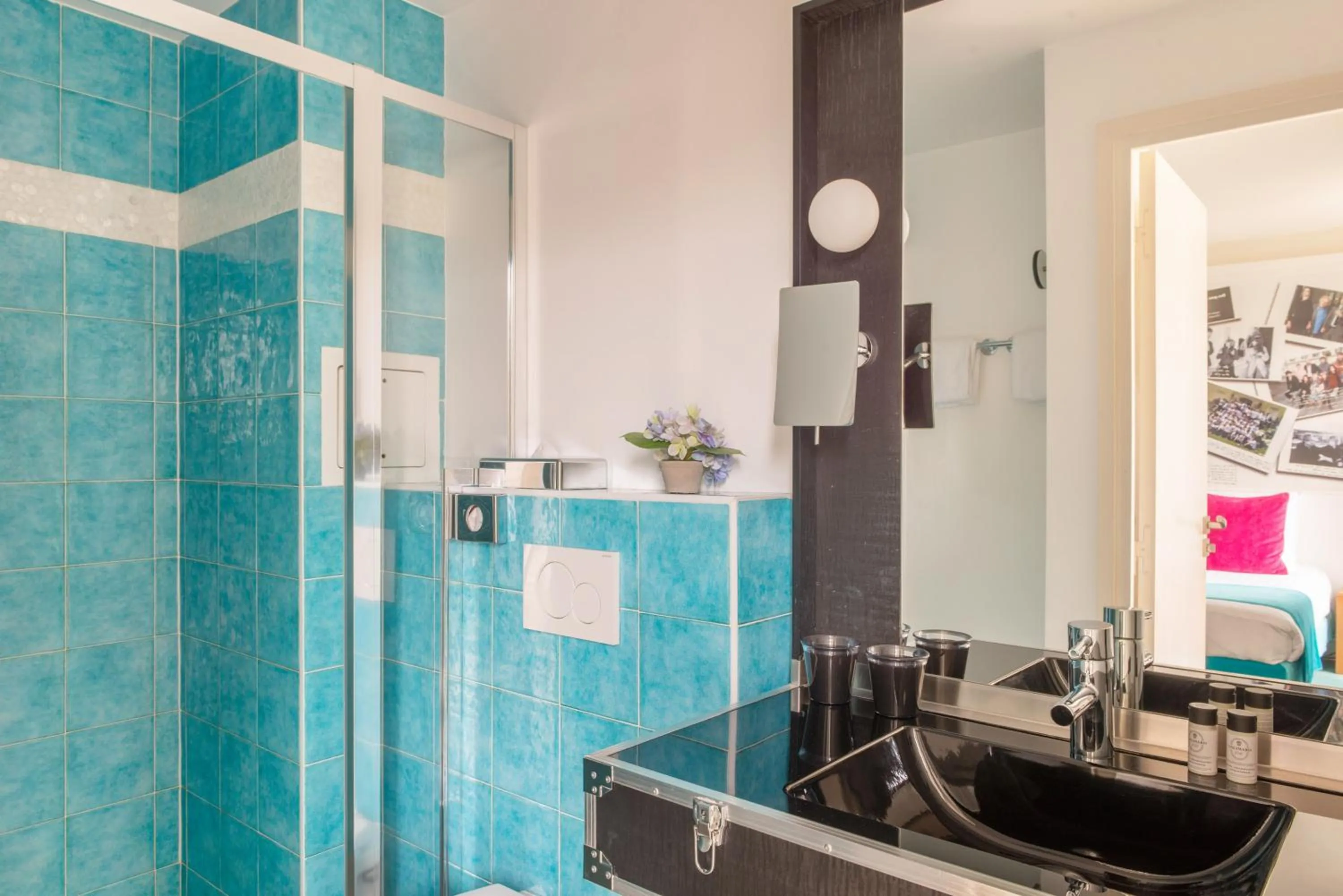 Bathroom in Le 123 Sébastopol - Astotel