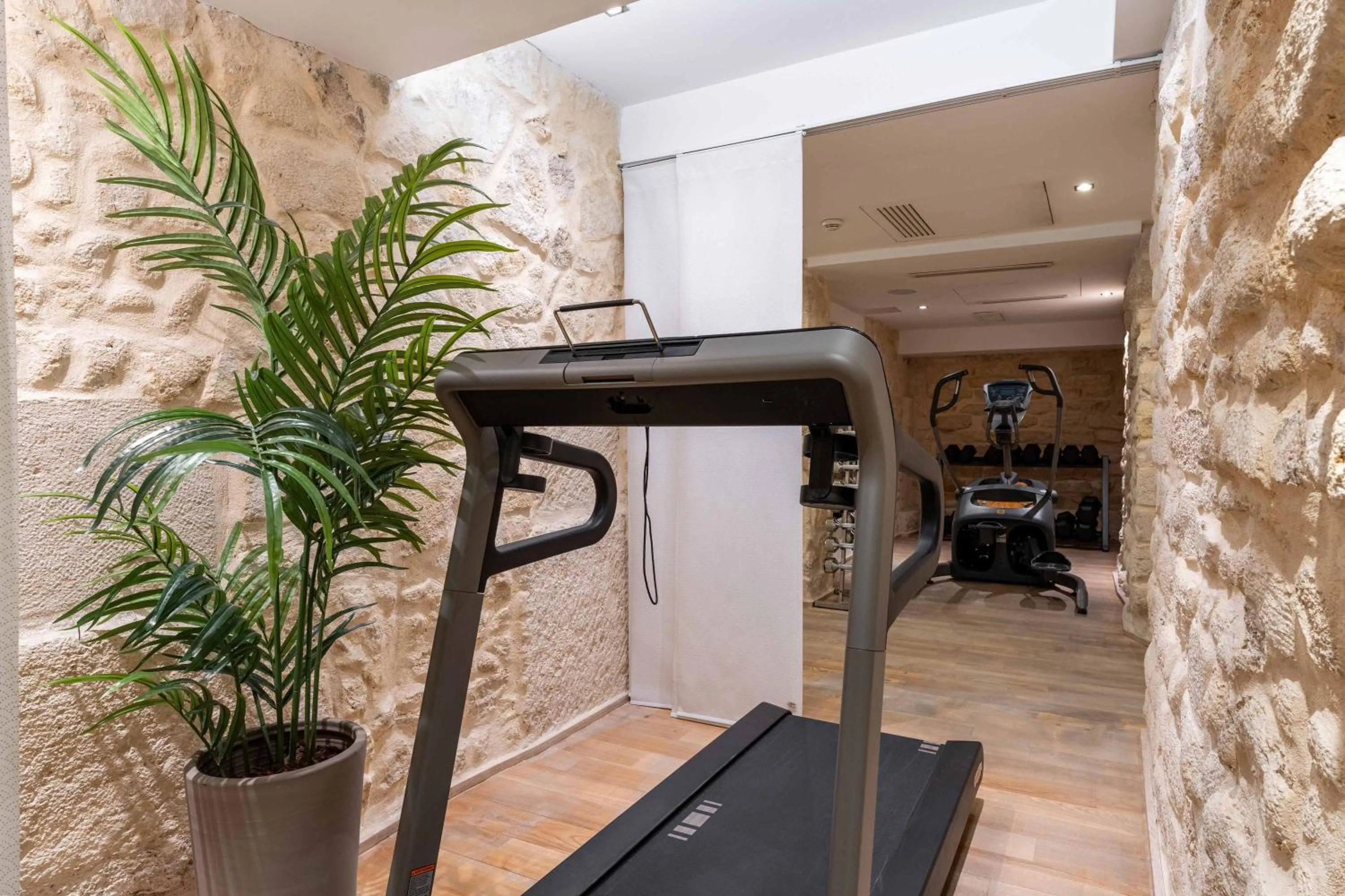 Fitness centre/facilities in Le 123 Sébastopol - Astotel