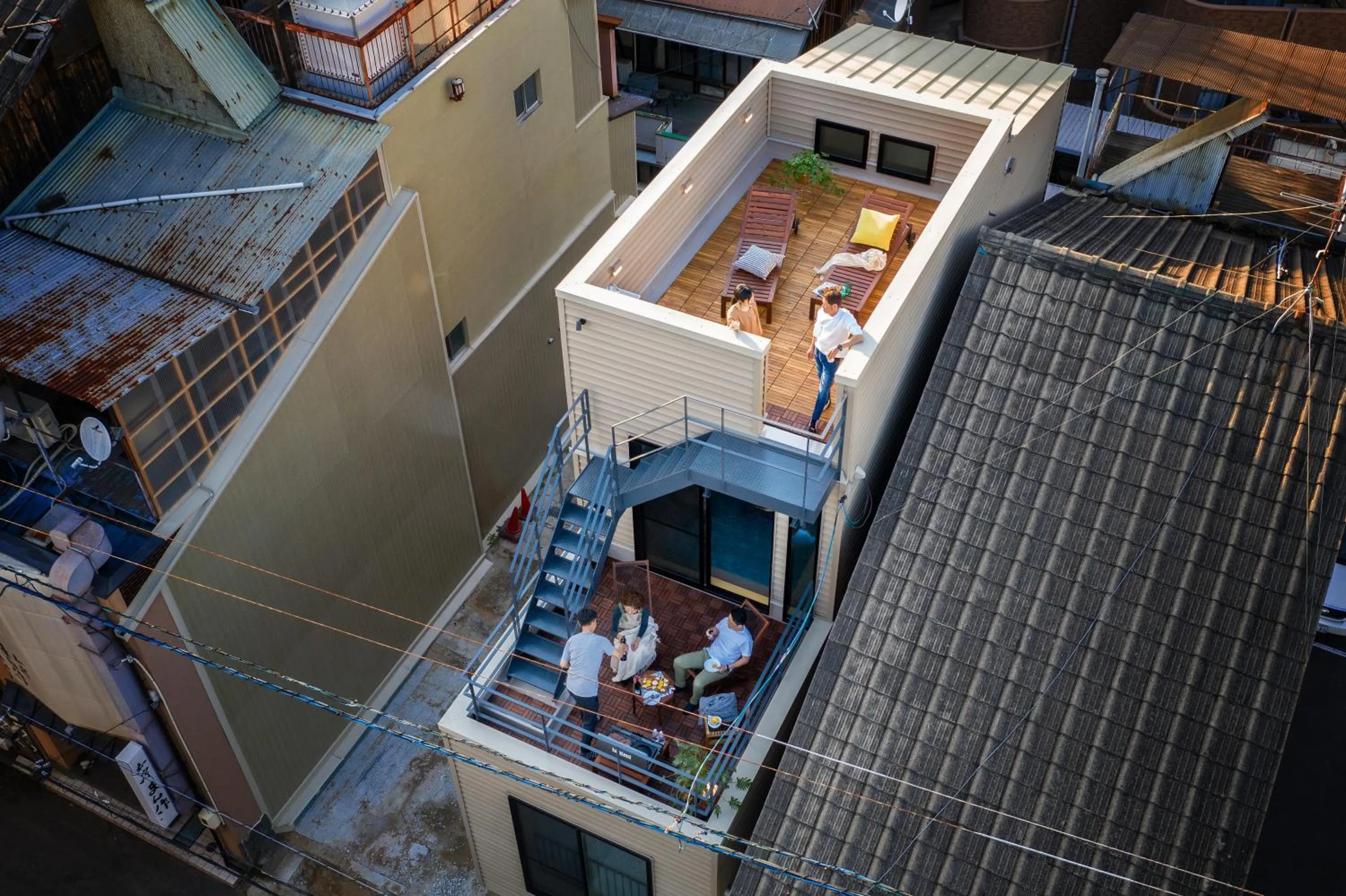 Property building in HOUS-AGALonomichi