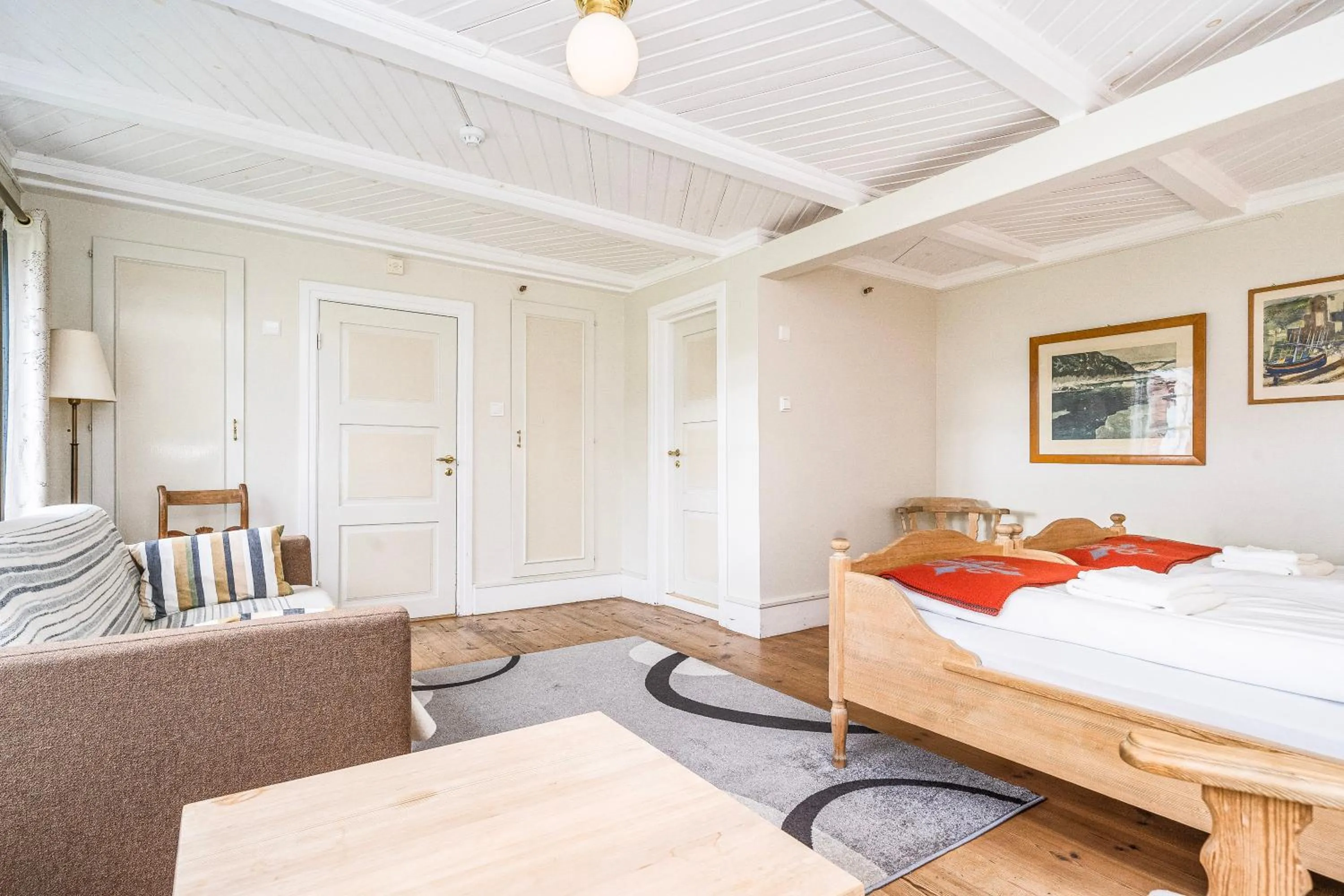 Photo of the whole room, Bed in Frich`s Kongsvold