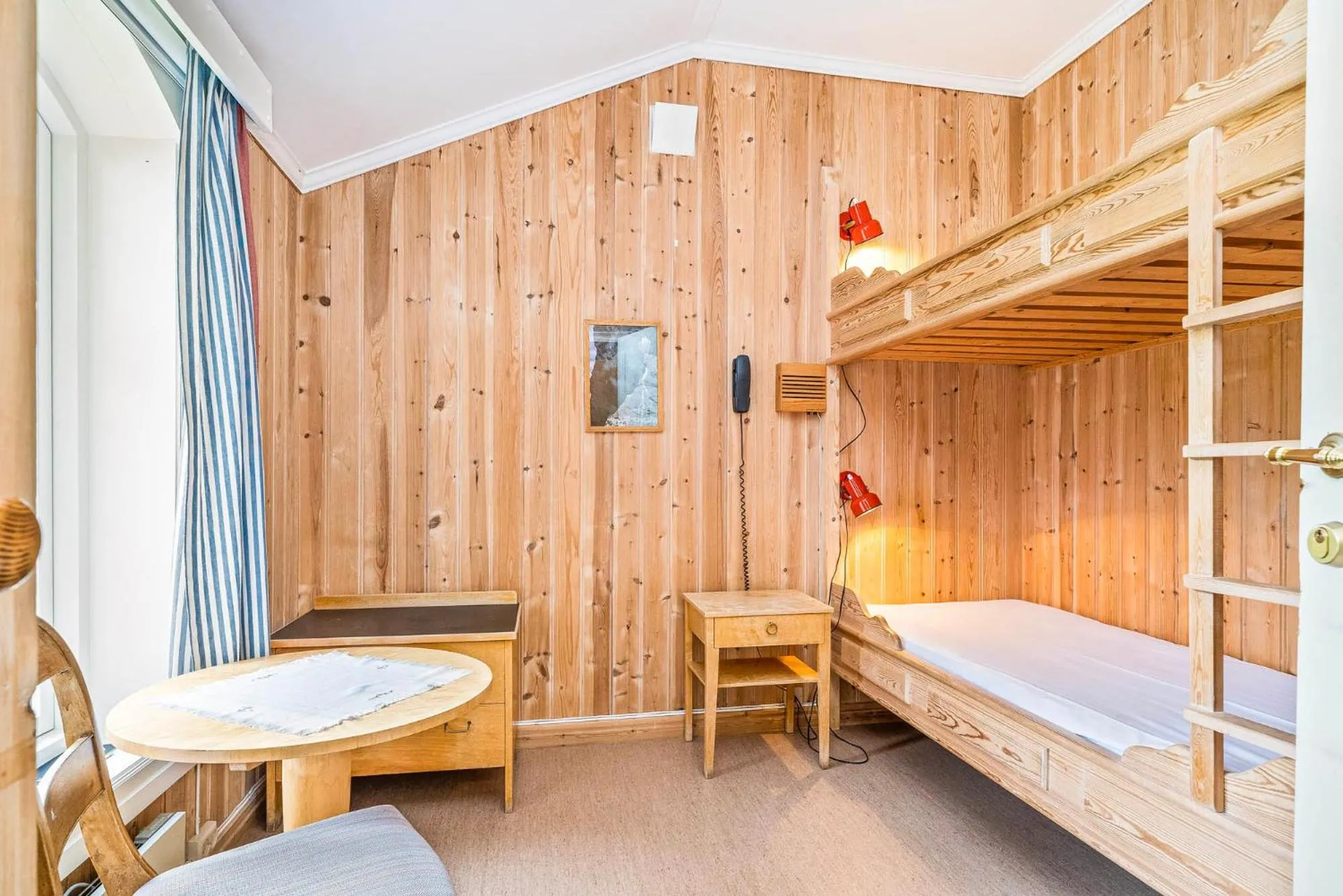 bunk bed, Bed in Kongsvold Fjeldstue by Frich`s