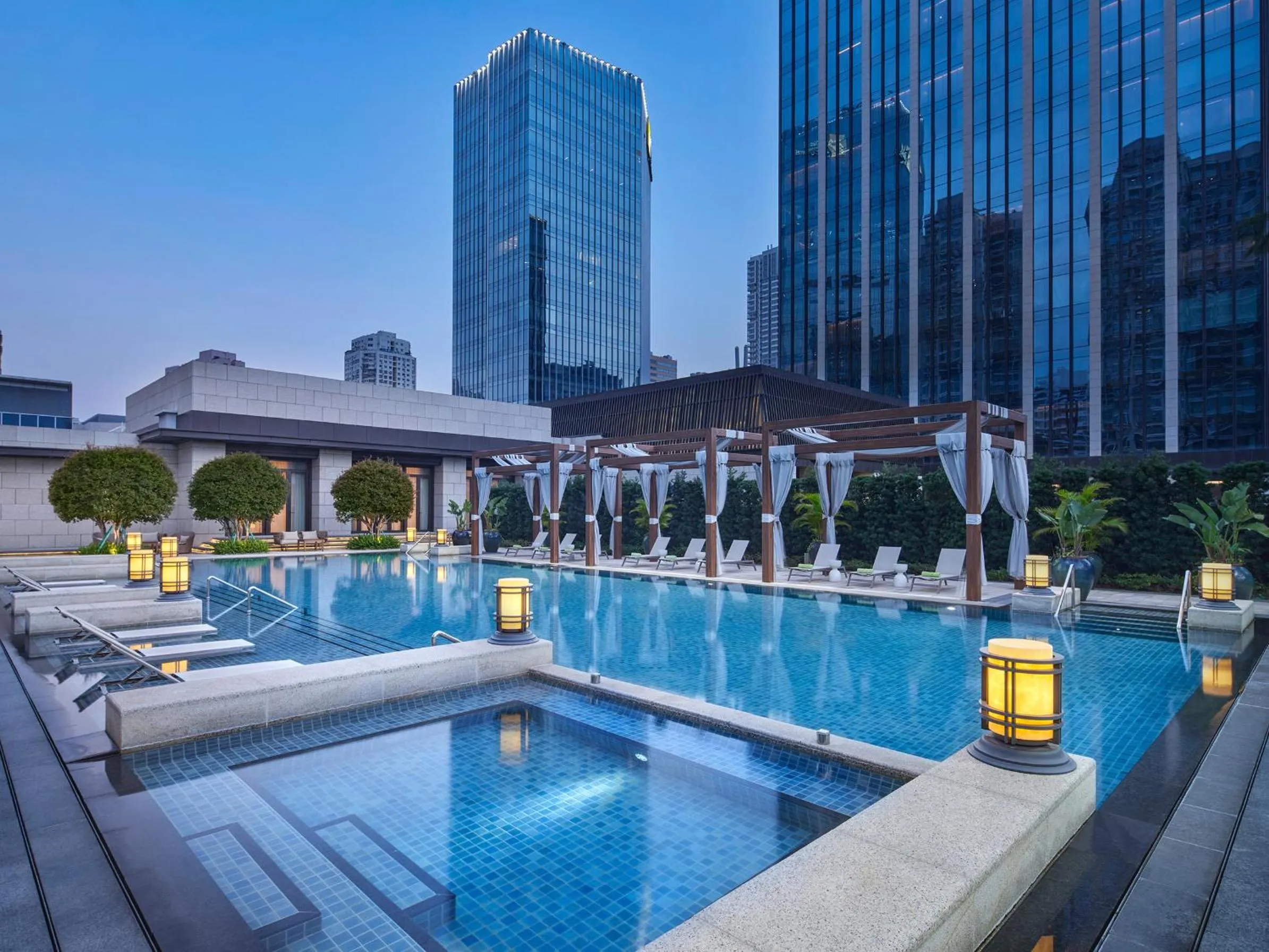 Pool view in Andaz Xiamen, By Hyatt
