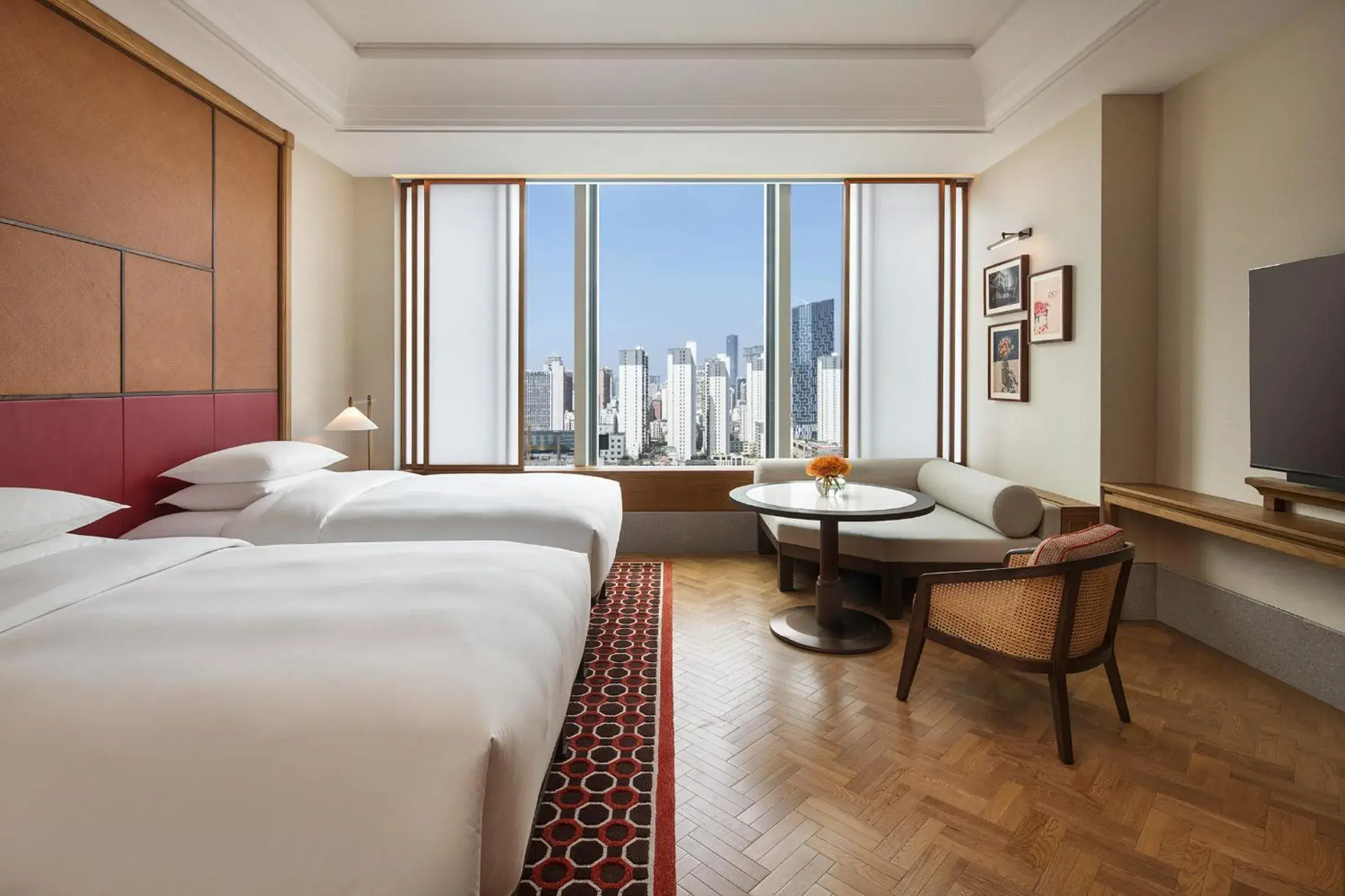 Deluxe Twin Room in Andaz Xiamen, By Hyatt Deluxe Twin Room in Andaz Xiamen, By Hyatt