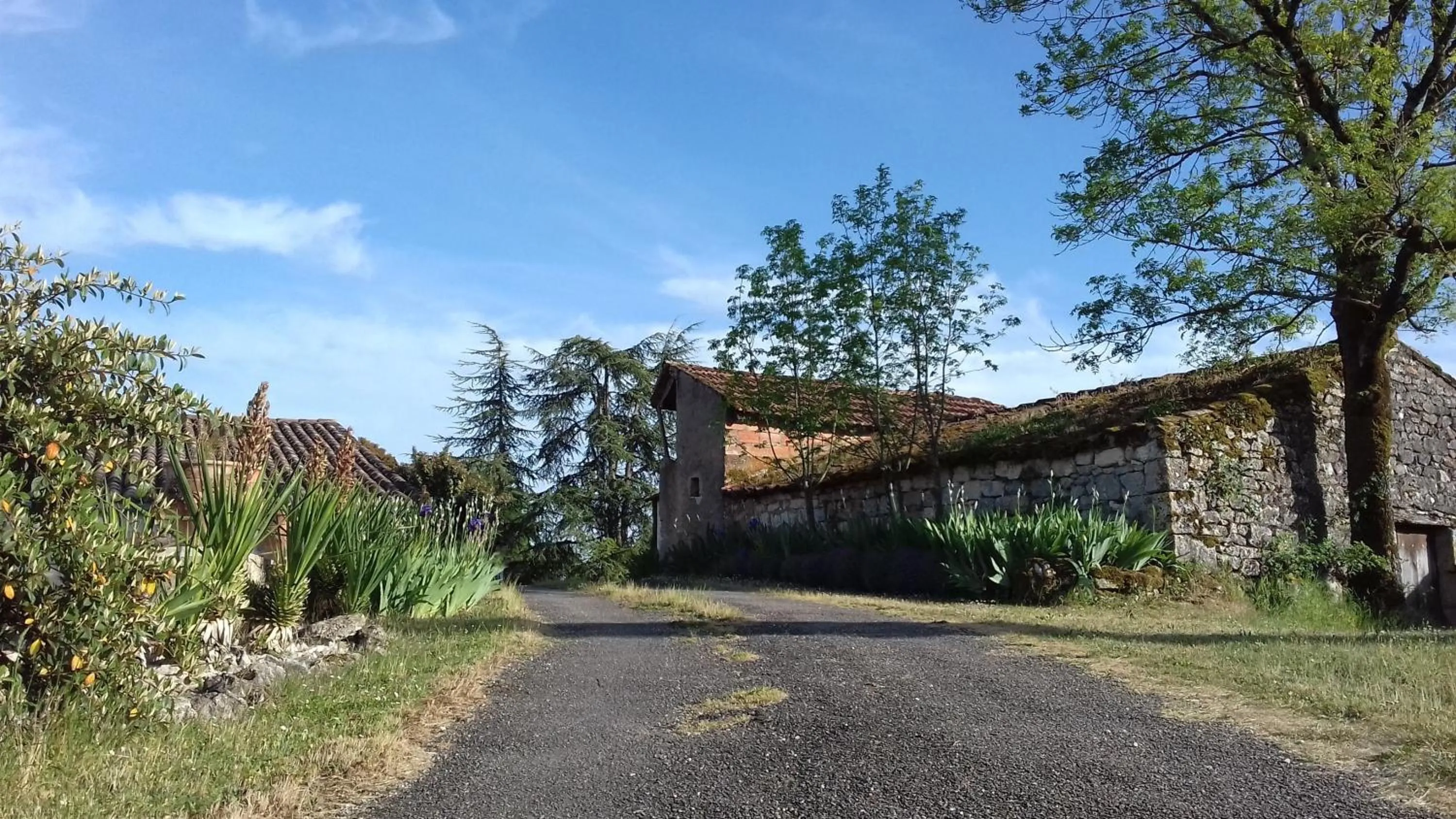 Facade/entrance in Domaine de Séguéla