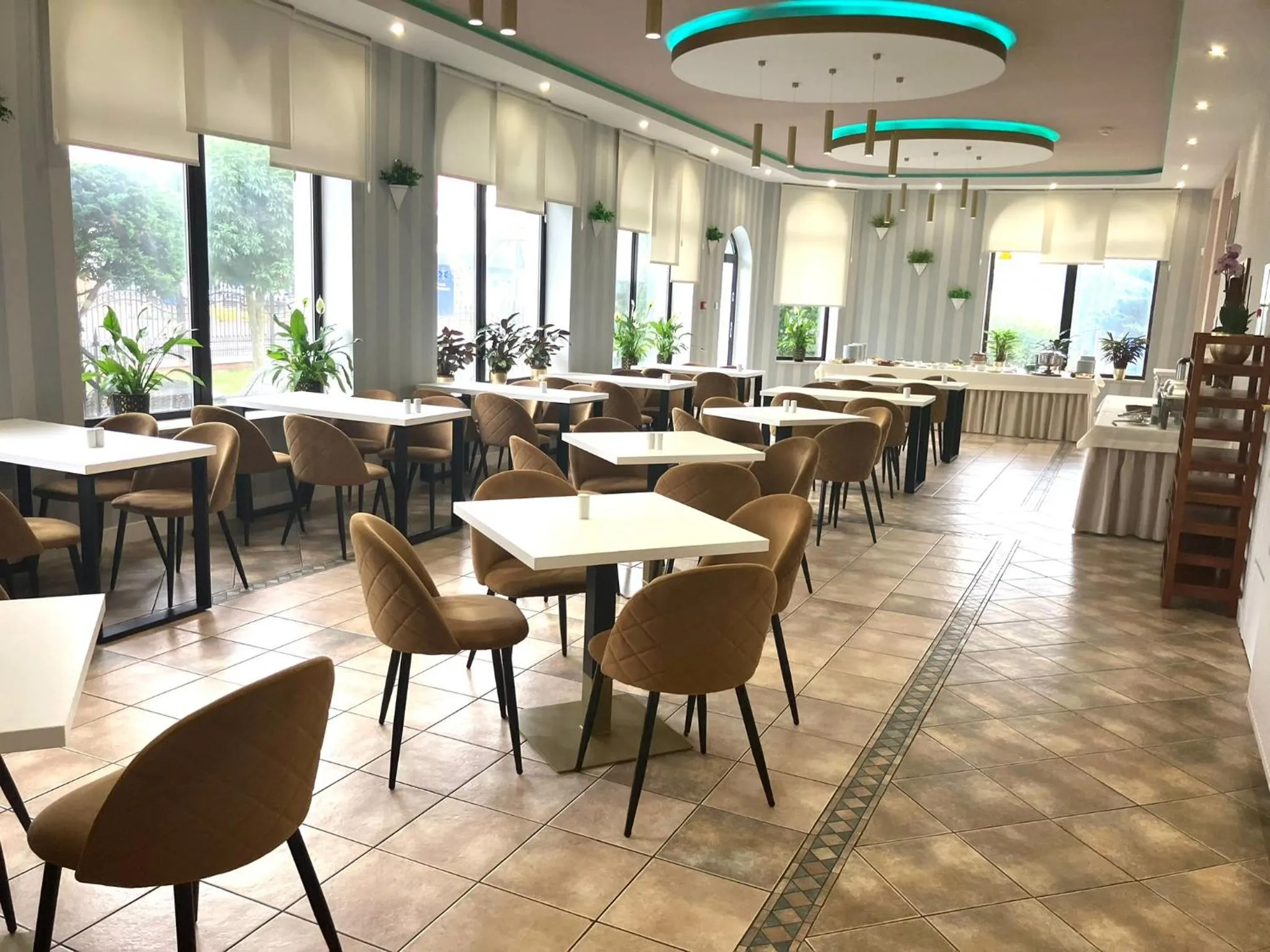 Restaurant/places to eat in Ośrodek Wczasowy Magnat