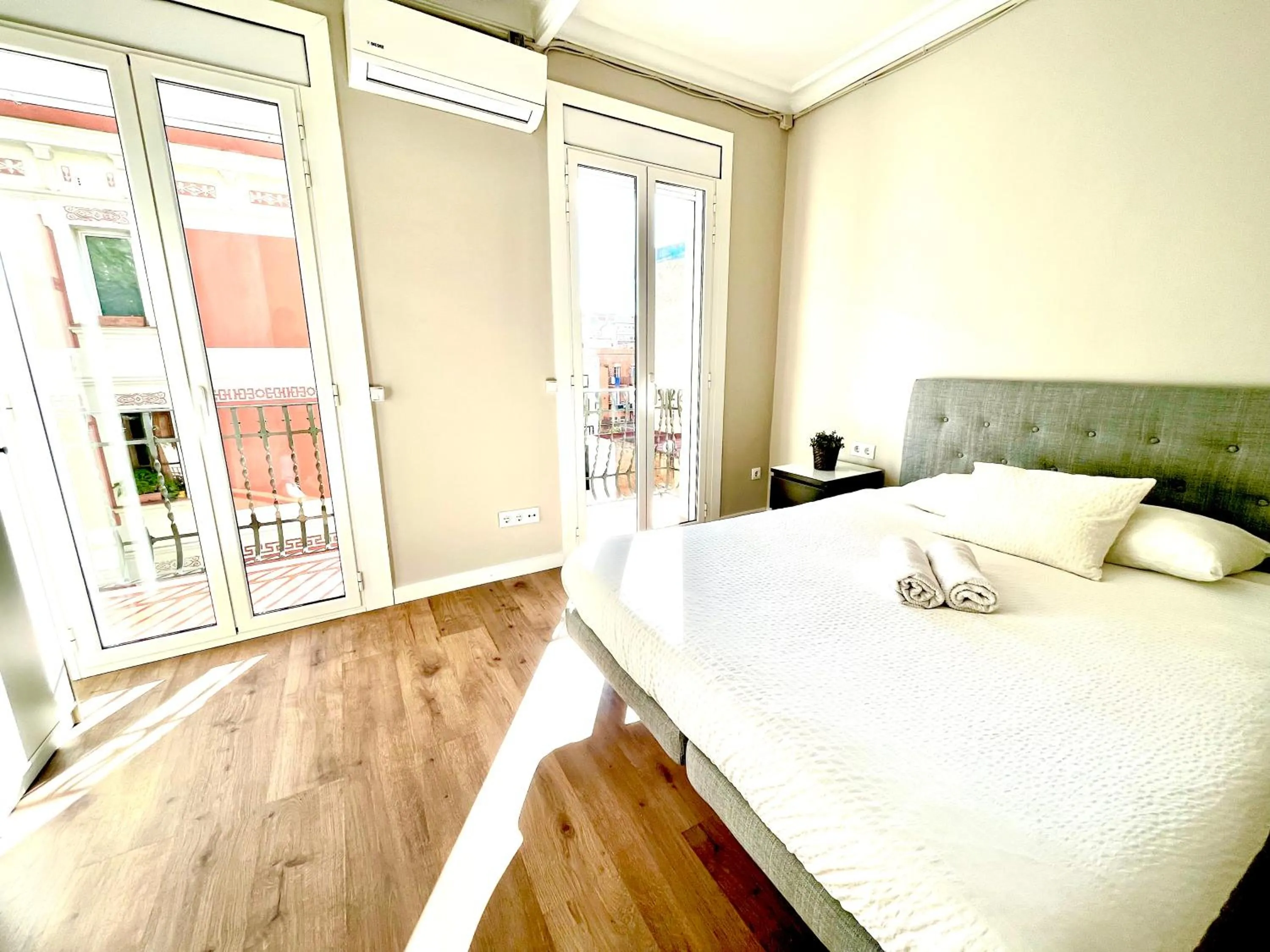 Sunny apartment Gracia - Joanic Renovated