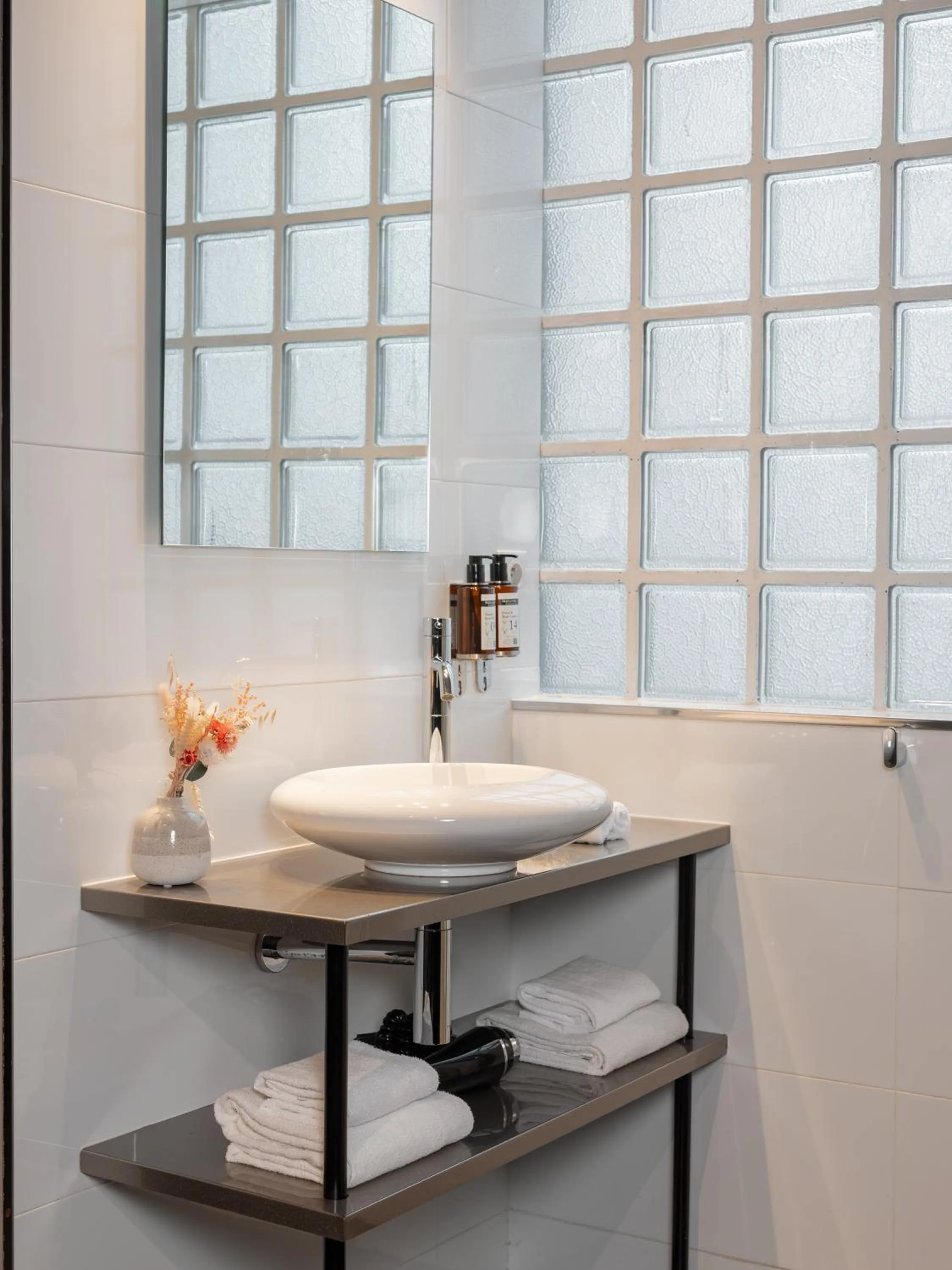 Bathroom in Grand Hotel Lafayette
