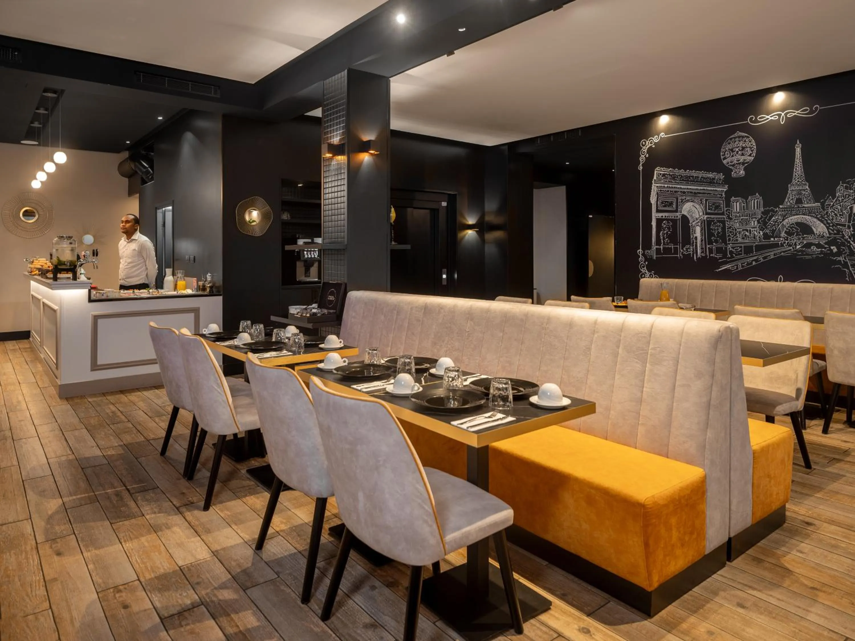 Breakfast in Grand Hotel Lafayette