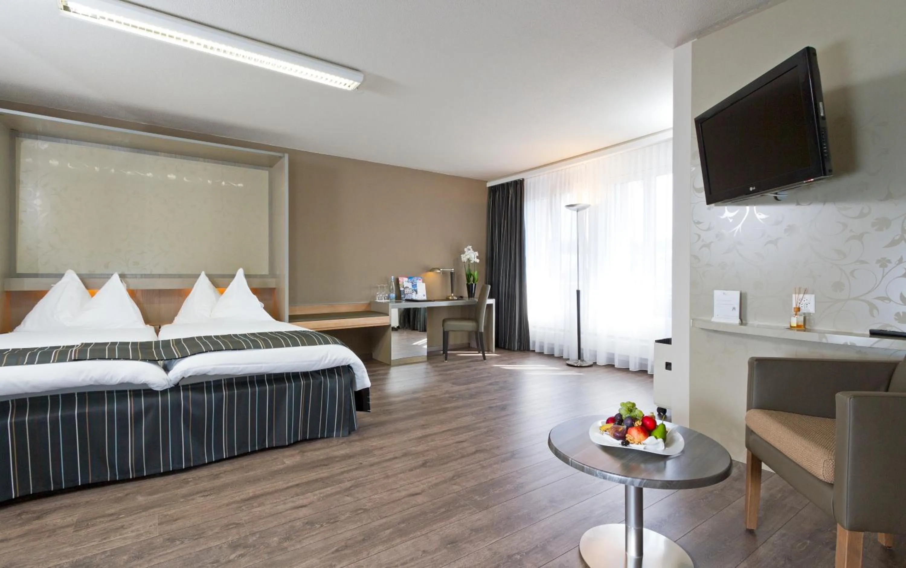 Bed in Hotel Olten Swiss Quality