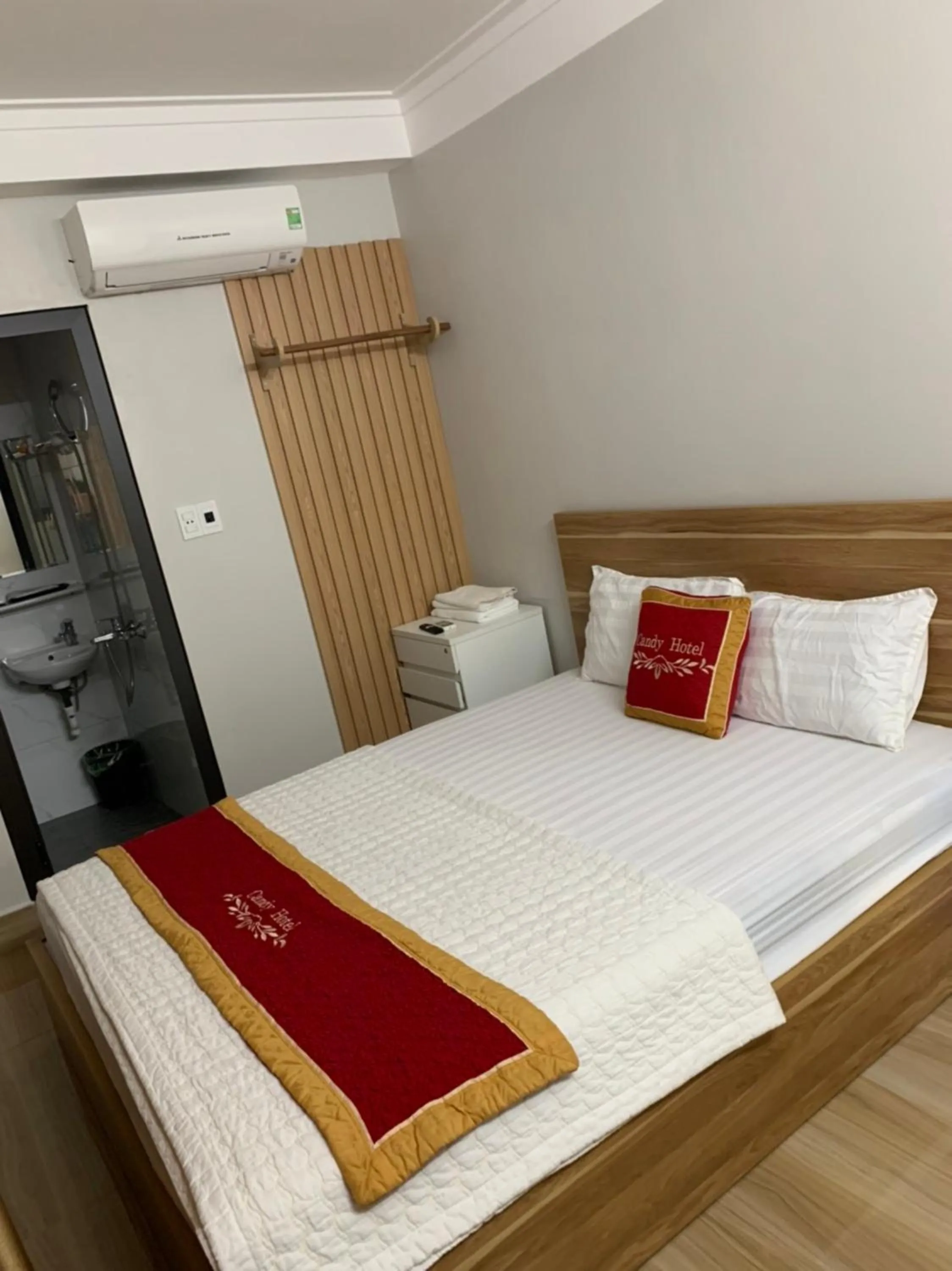 Bed in Candy Hotel Hạ Long