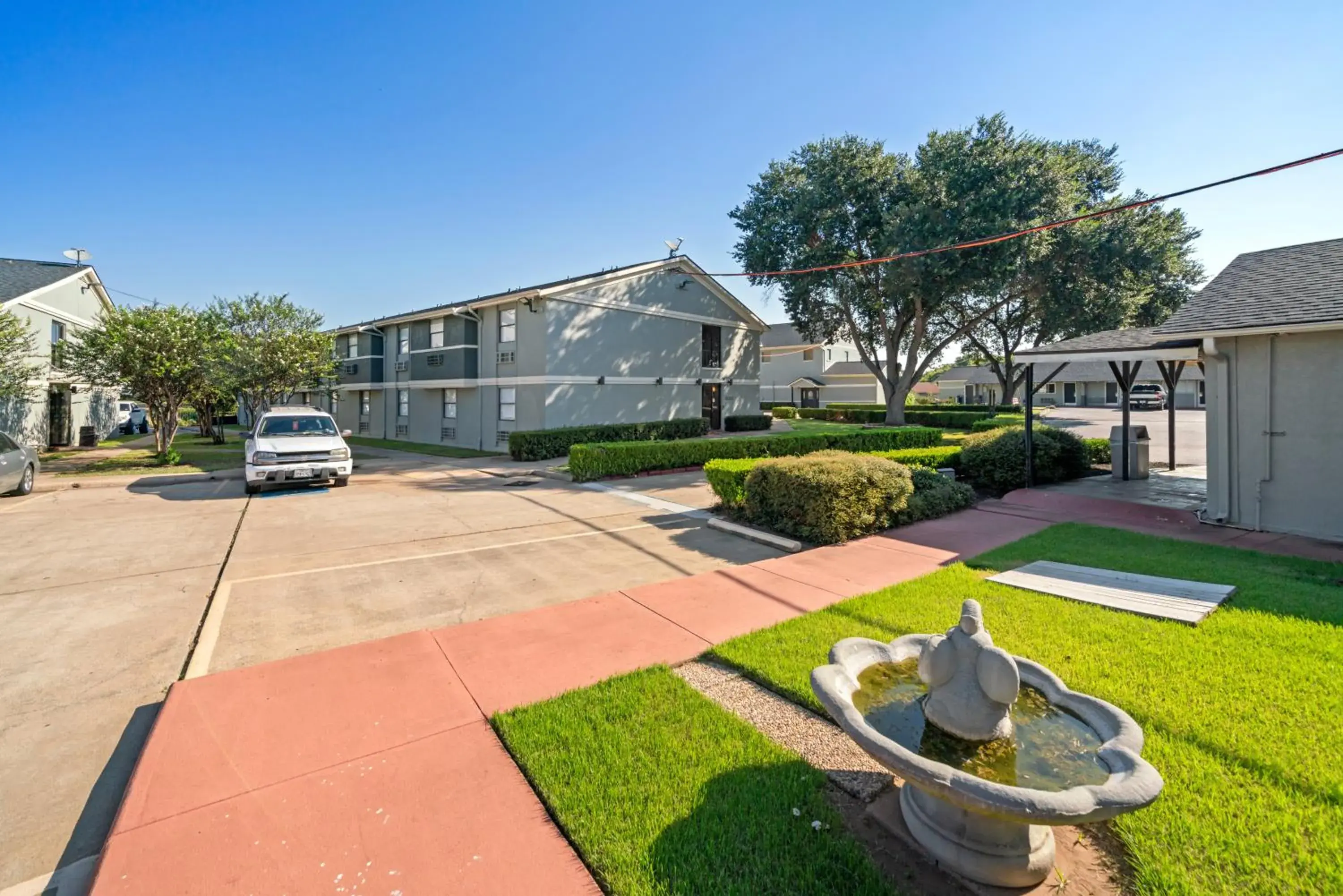 Property building in Americas Best Value Inn & Suites Brenham Property building in Americas Best Value Inn & Suites Brenham