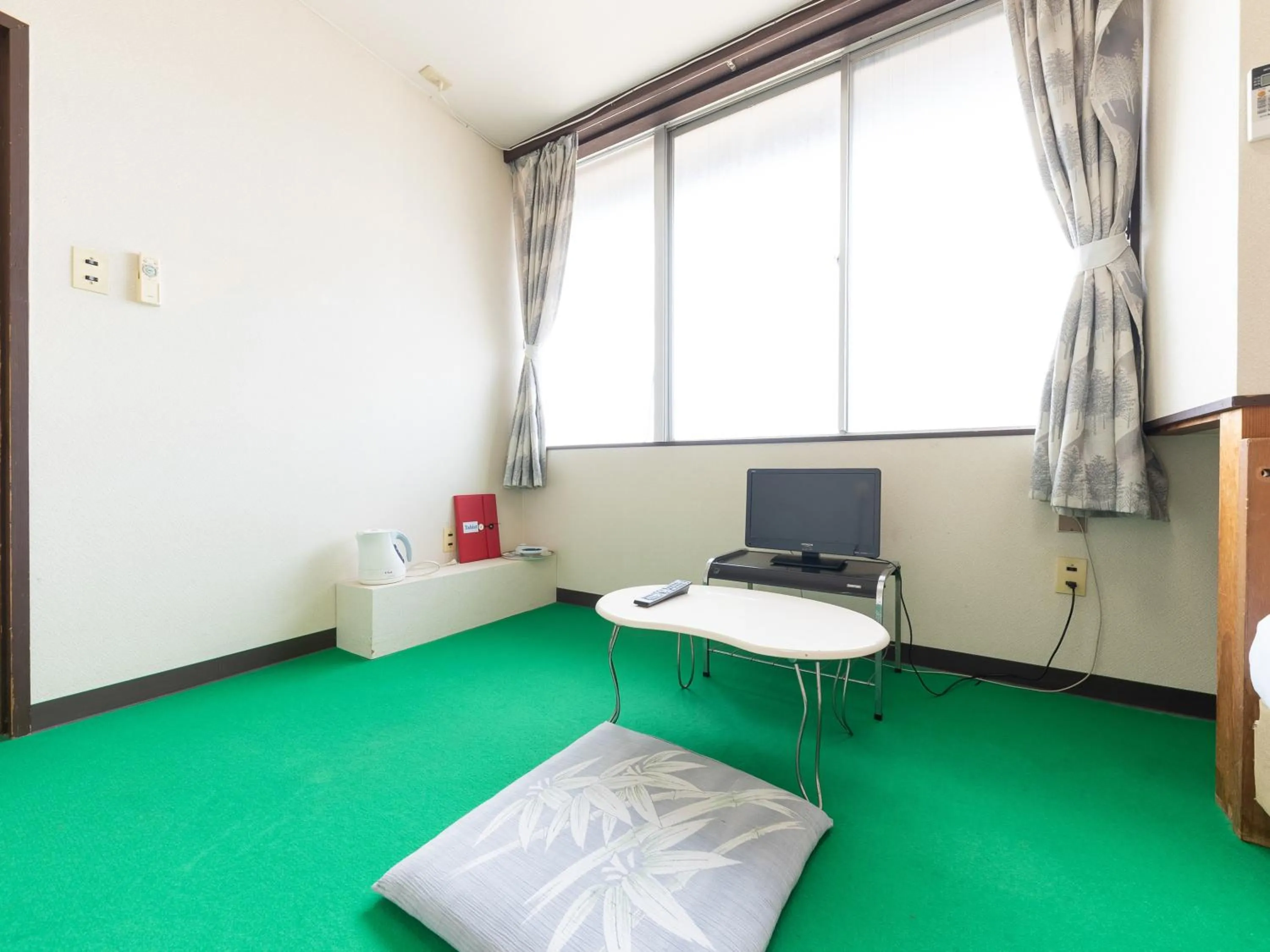 TV and multimedia in Tabist Business Hotel Chitose Kashiwazaki